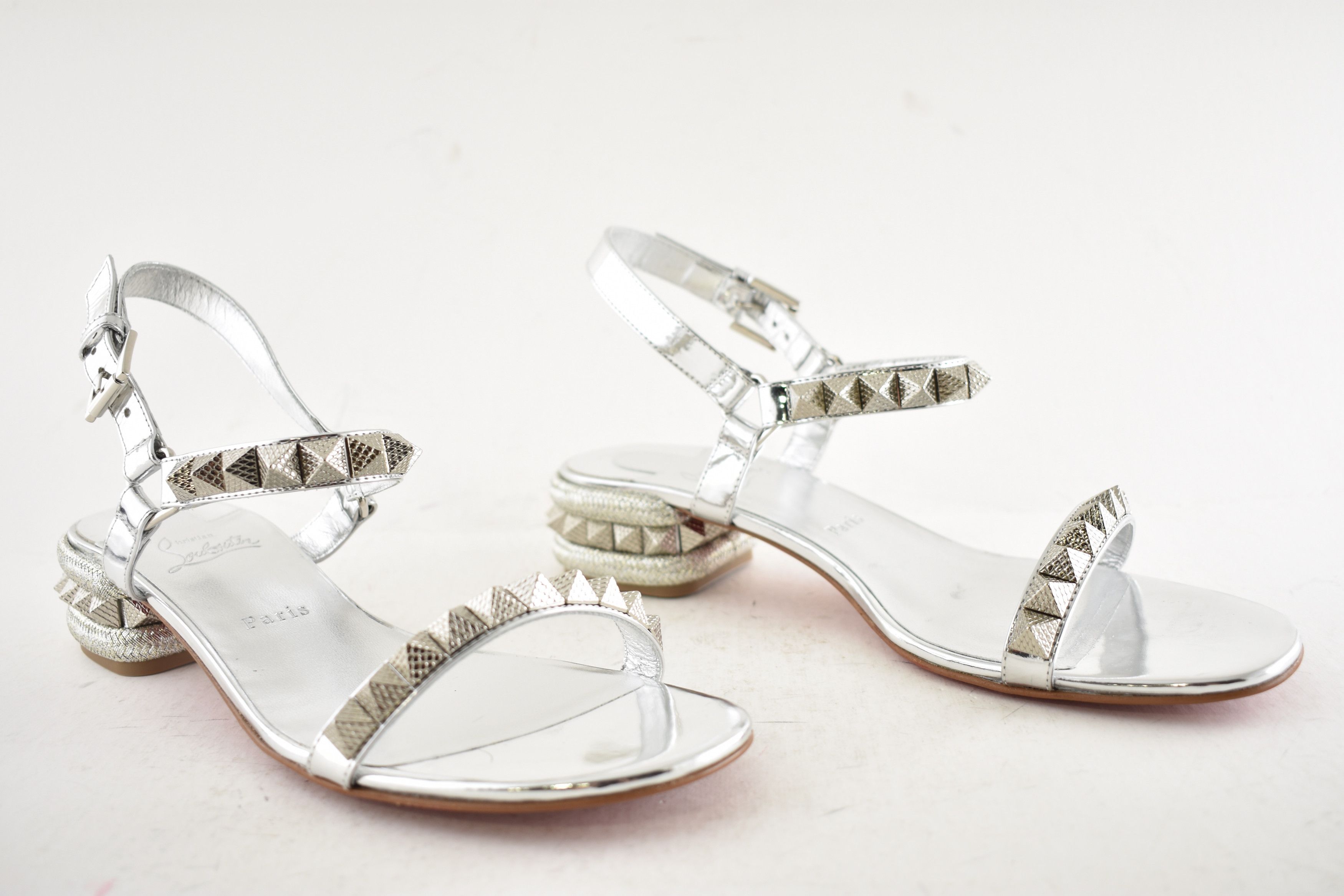 Christian Louboutin Pyrasand 30 Silver Leather Block Heel Ankle Strap Sandal 38 Size US 8 / IT 38 - 4 Thumbnail