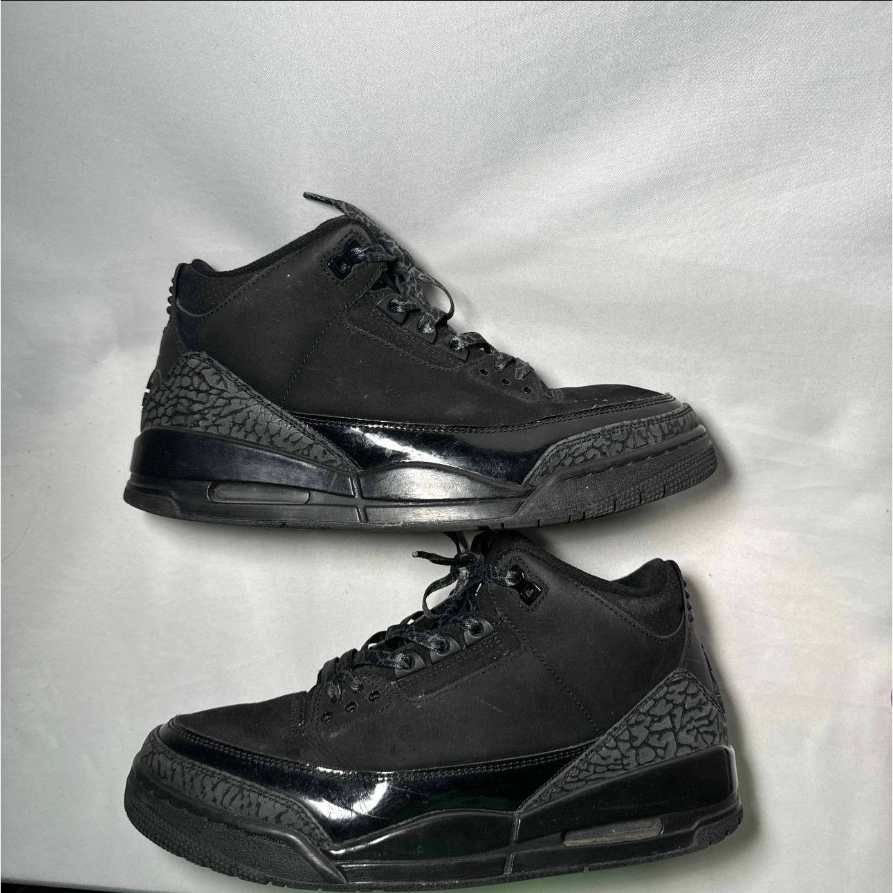 Jordan Brand × Nike Size 9 - Nike Air Jordan 3 Retro Black Cat 2025 Men's Shoes Size US 9 / EU 42 - 2 Thumbnail