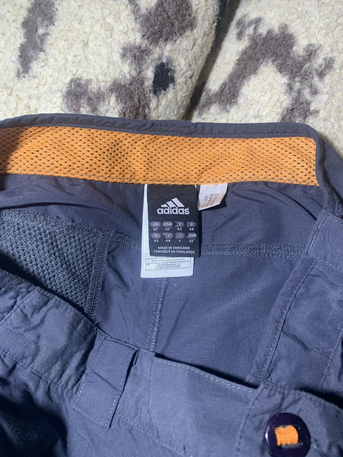 Adidas ADIDAS PANTS Transformers Size US 32 / EU 48 - 2 Thumbnail