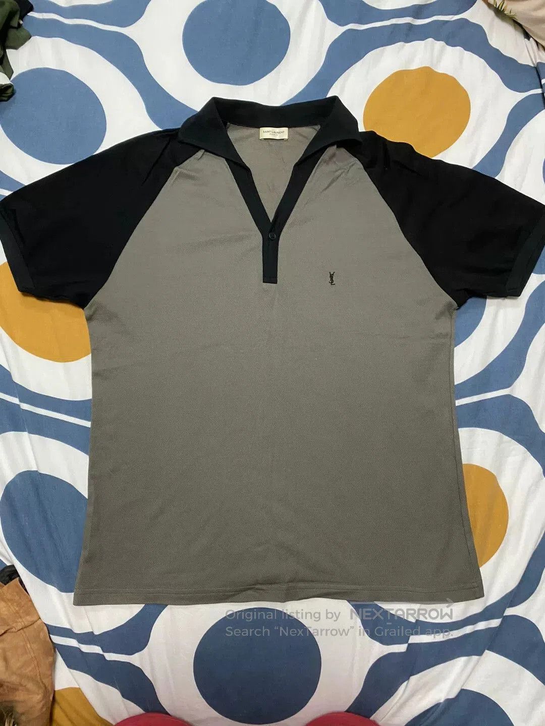 Yves Saint Laurent Saint Laurent Y-Neck Short Sleeve Top. Size US L / EU 52-54 / 3 - 1 Thumbnail