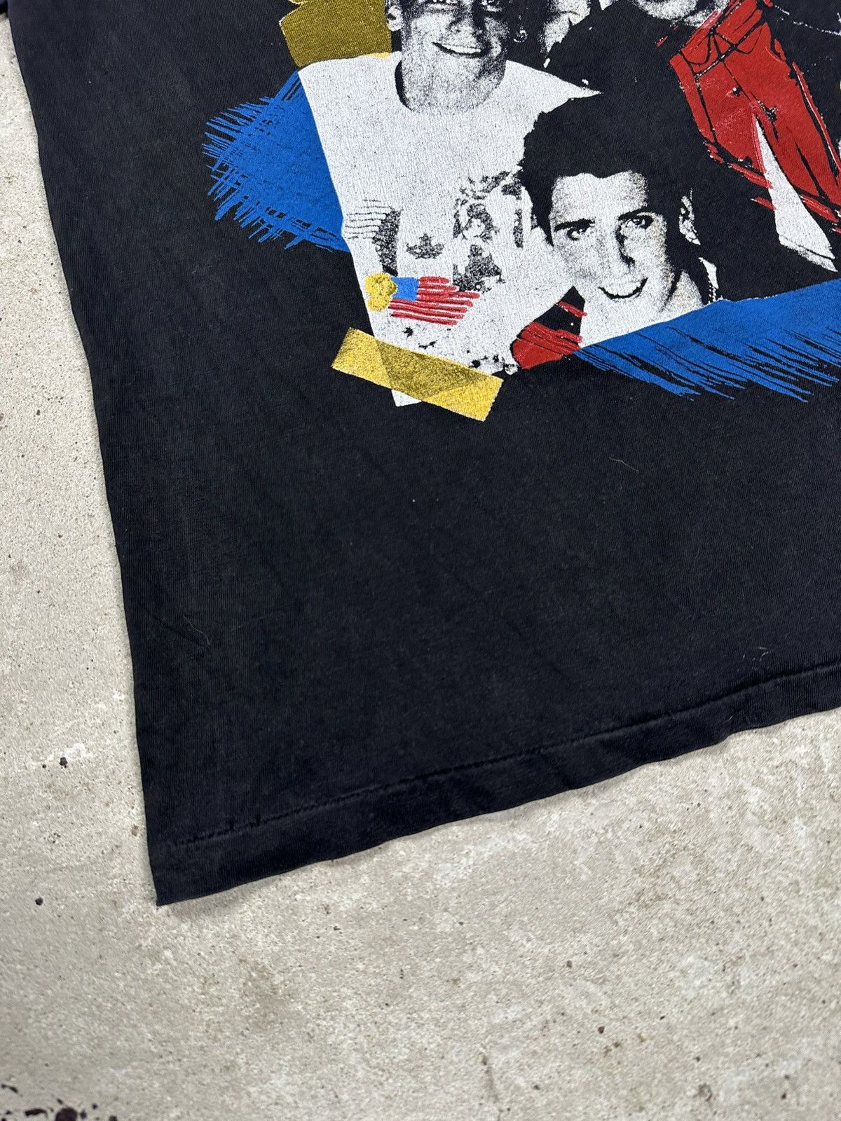 Band Tees Vintage 90s New Kids On The Block Black Tour Tee Size US S / EU 44-46 / 1 - 4 Thumbnail