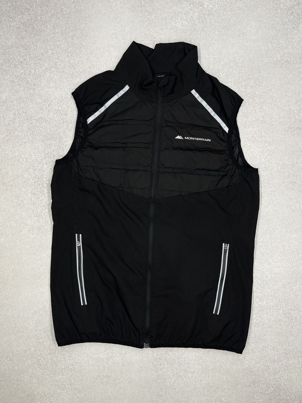 Other Mens Monterrain Vest Black Outdoor Gorpcore Size M Size US M / EU 48-50 / 2 - 2 Thumbnail