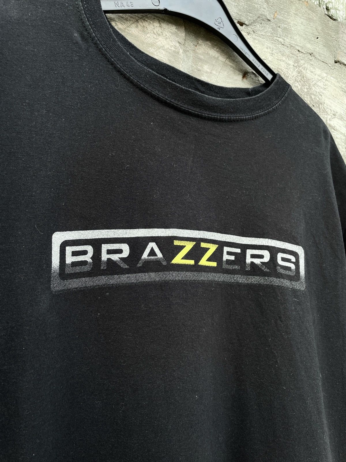 Vintage Brazzers Logo T-Shirt Size US XL / EU 56 / 4 - 4 Thumbnail