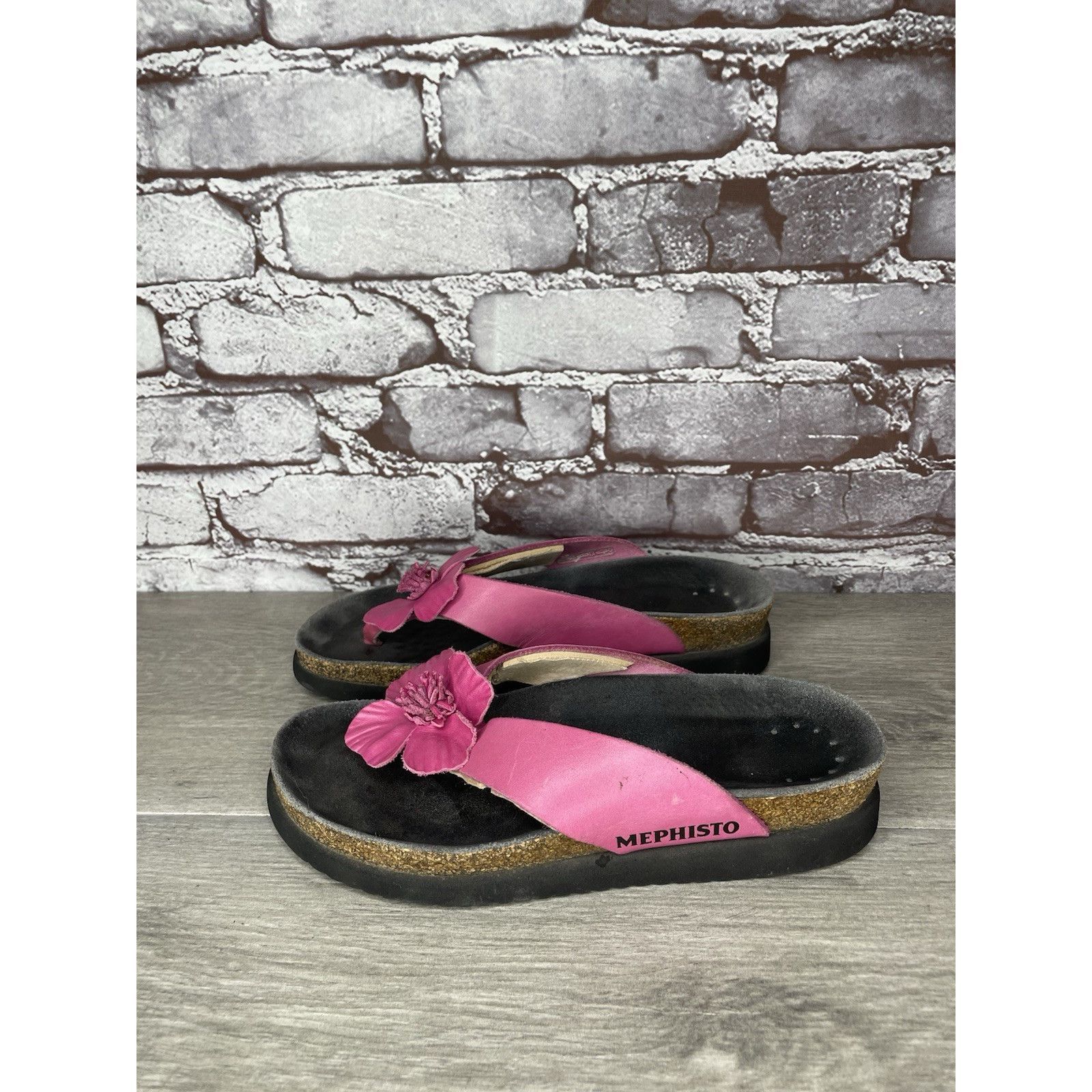 Mephisto Mephisto Violette Pink Leather Rose Flower Thong Cork Sandal Size US 6.5 / IT 36.5 - 11 Thumbnail
