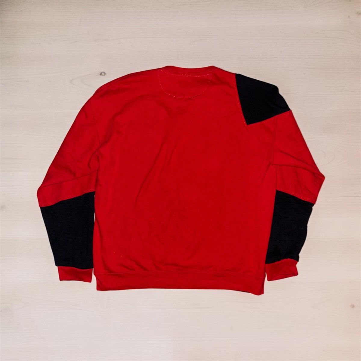 Nike Pull Nike upcycle Noir & Rouge Taille XL Size US XL / EU 56 / 4 - 2 Thumbnail