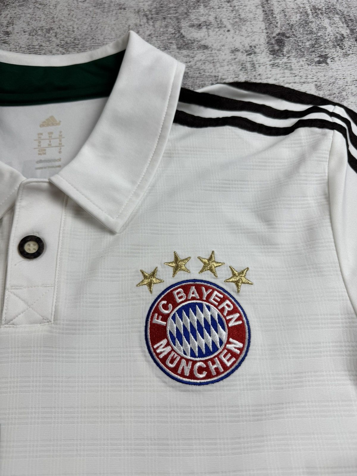Adidas Bayern Munchen 2013 2014 Away Men’s M Adidas White Soccer Football Shirt Jersey Size US M / EU 48-50 / 2 - 7 Thumbnail