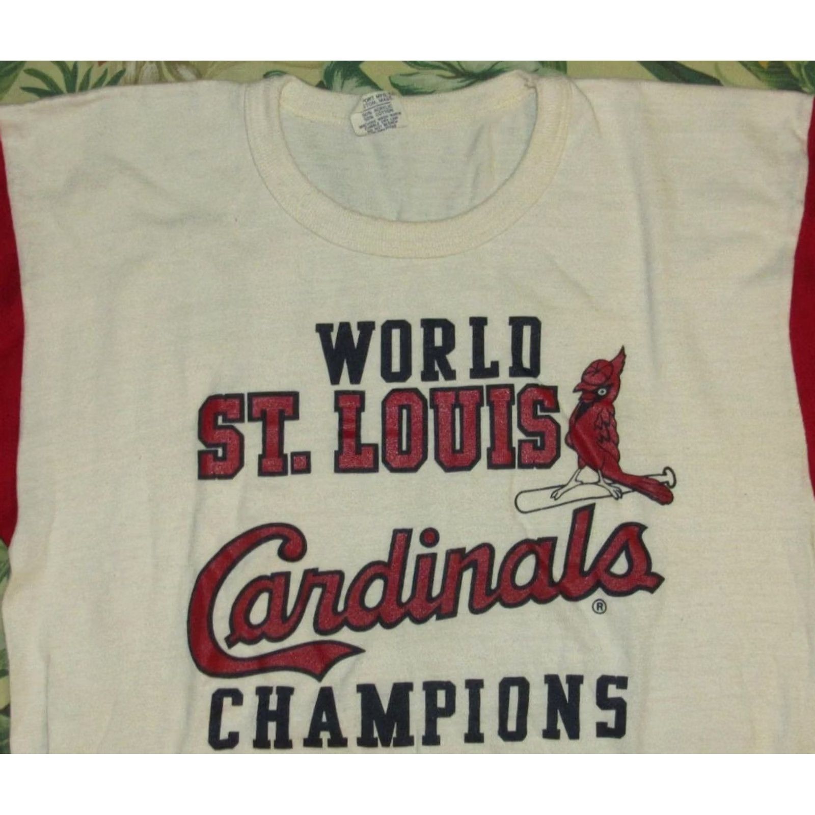Vintage Vtg 1982 ST LOUIS CARDINALS World Series Champions T Shirt S/M Mens White 1982 World Series Champions Cardinals T Shirt S/M Size US M / EU 48-50 / 2 - 2 Thumbnail