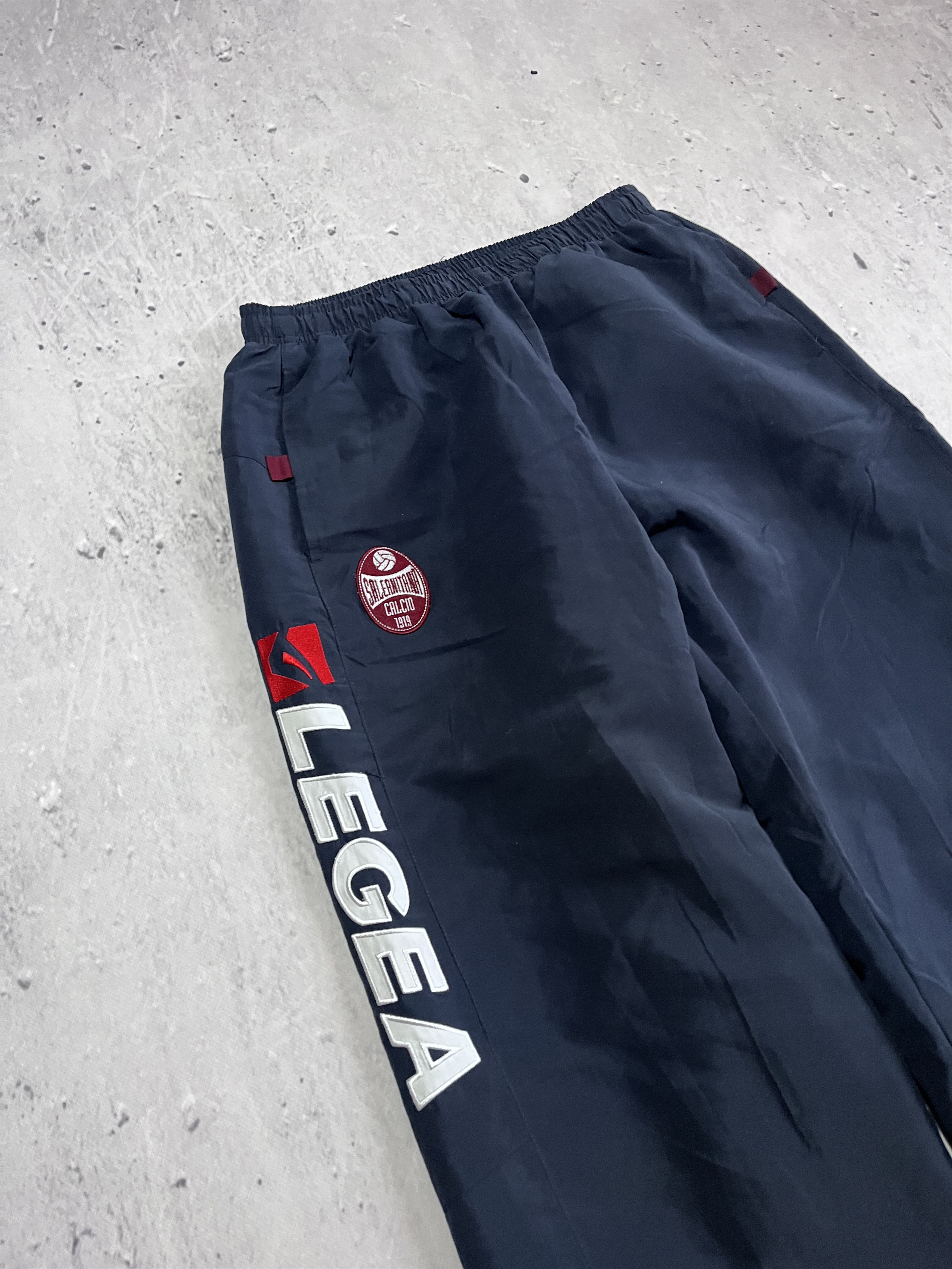 Other LEGEA SALERNITANA CALCIO 2006 FOOTBALL SOCCER TRACKSUIT Size US L / EU 52-54 / 3 - 10 Thumbnail