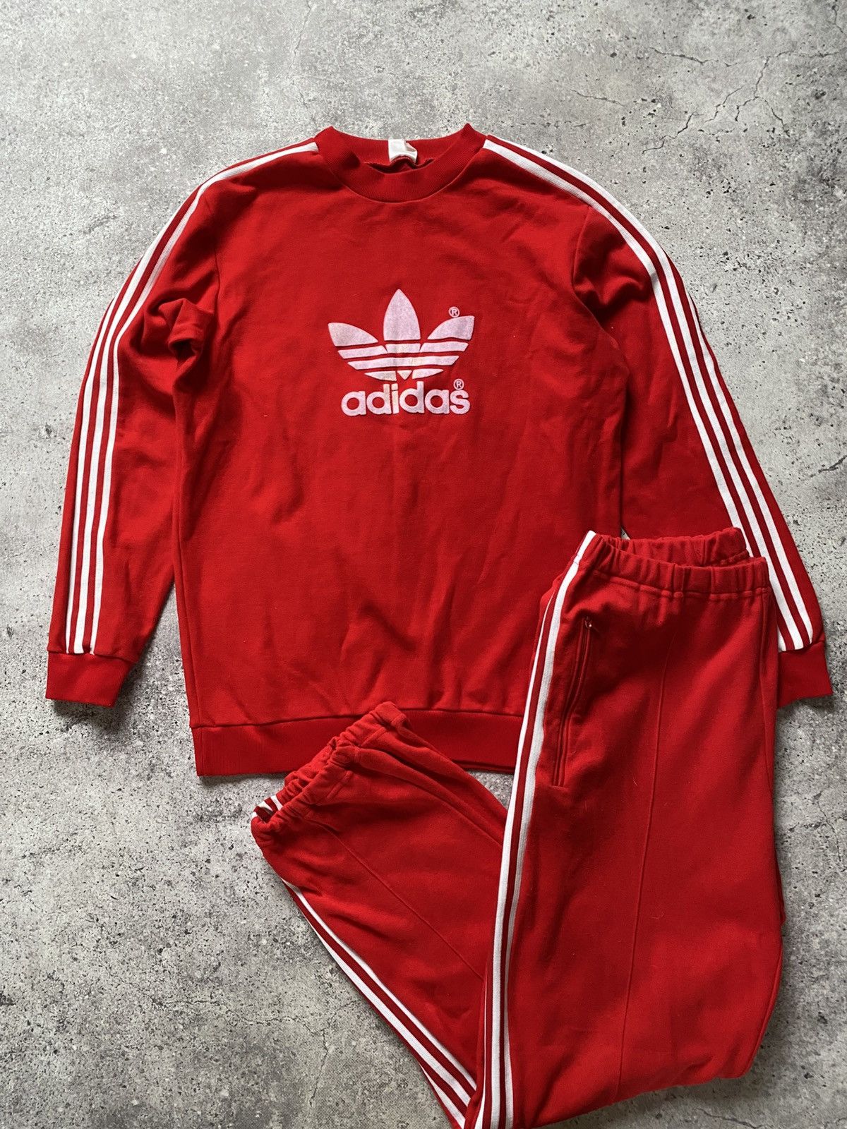 Adidas Vintage Adidas Tracksuit Swiss Made Jacket Pants Retro 50 Size US M / EU 48-50 / 2 - 1 Thumbnail