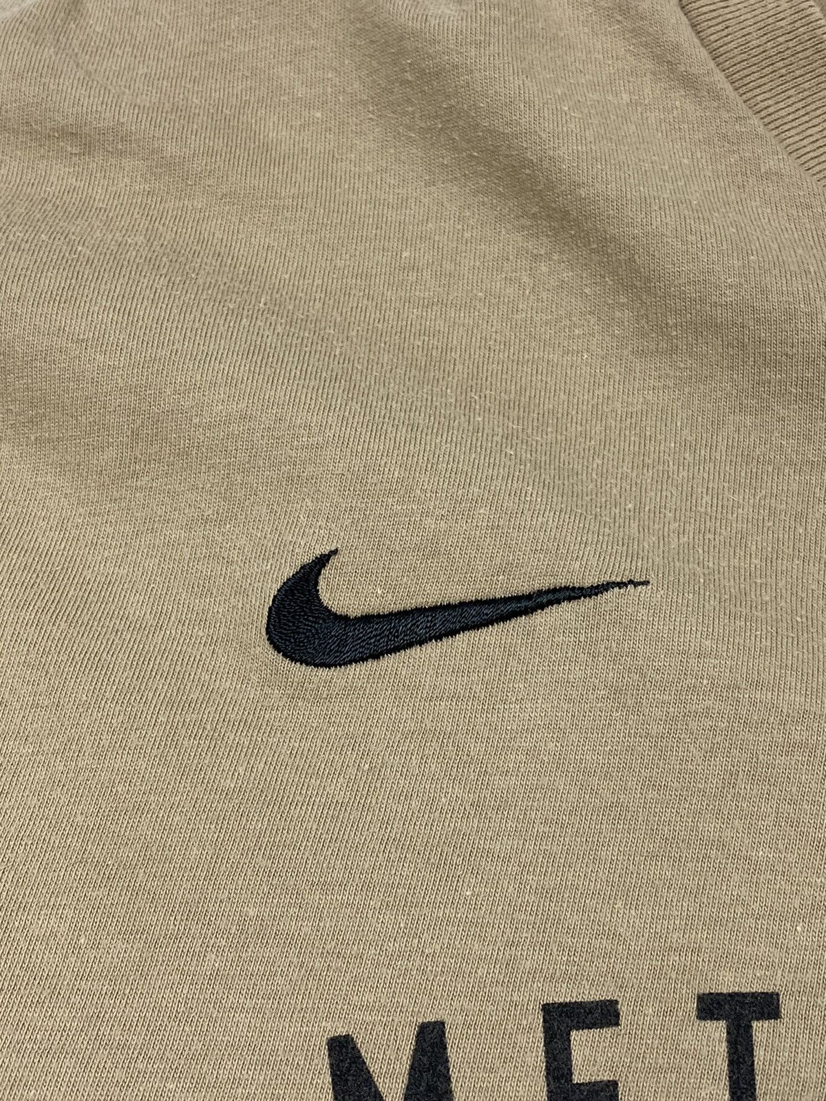 Nike × Vintage 00’s Vintage Nike Layered Metropolitan Oval L/S T-Shirt Size US L / EU 52-54 / 3 - 7 Thumbnail