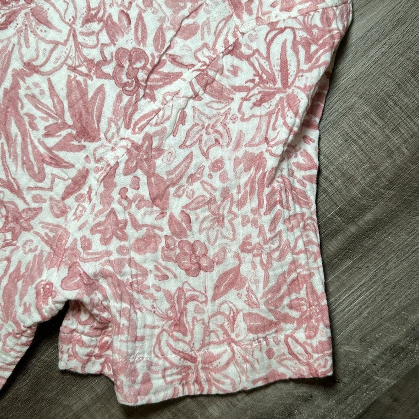 Joe's Joe’s Jeans Cotton Gauze Watercolor Floral Short Sleeve - L Size US L / EU 52-54 / 3 - 4 Thumbnail