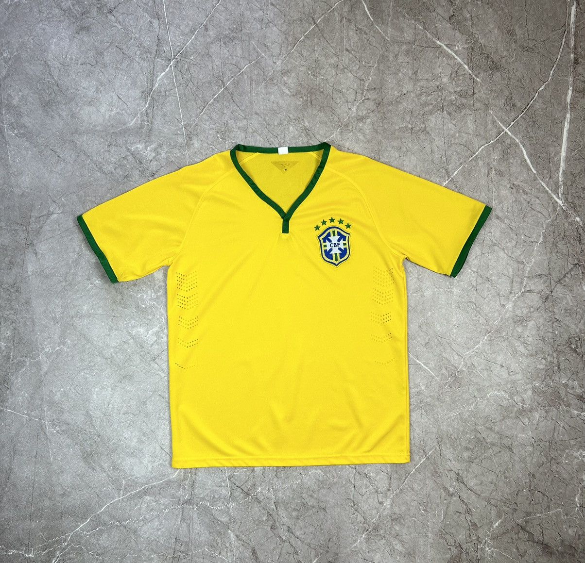 Vintage Vintage Y2K Blockcore Umbro Nike Brazil Size US M / EU 48-50 / 2 - 1 Thumbnail