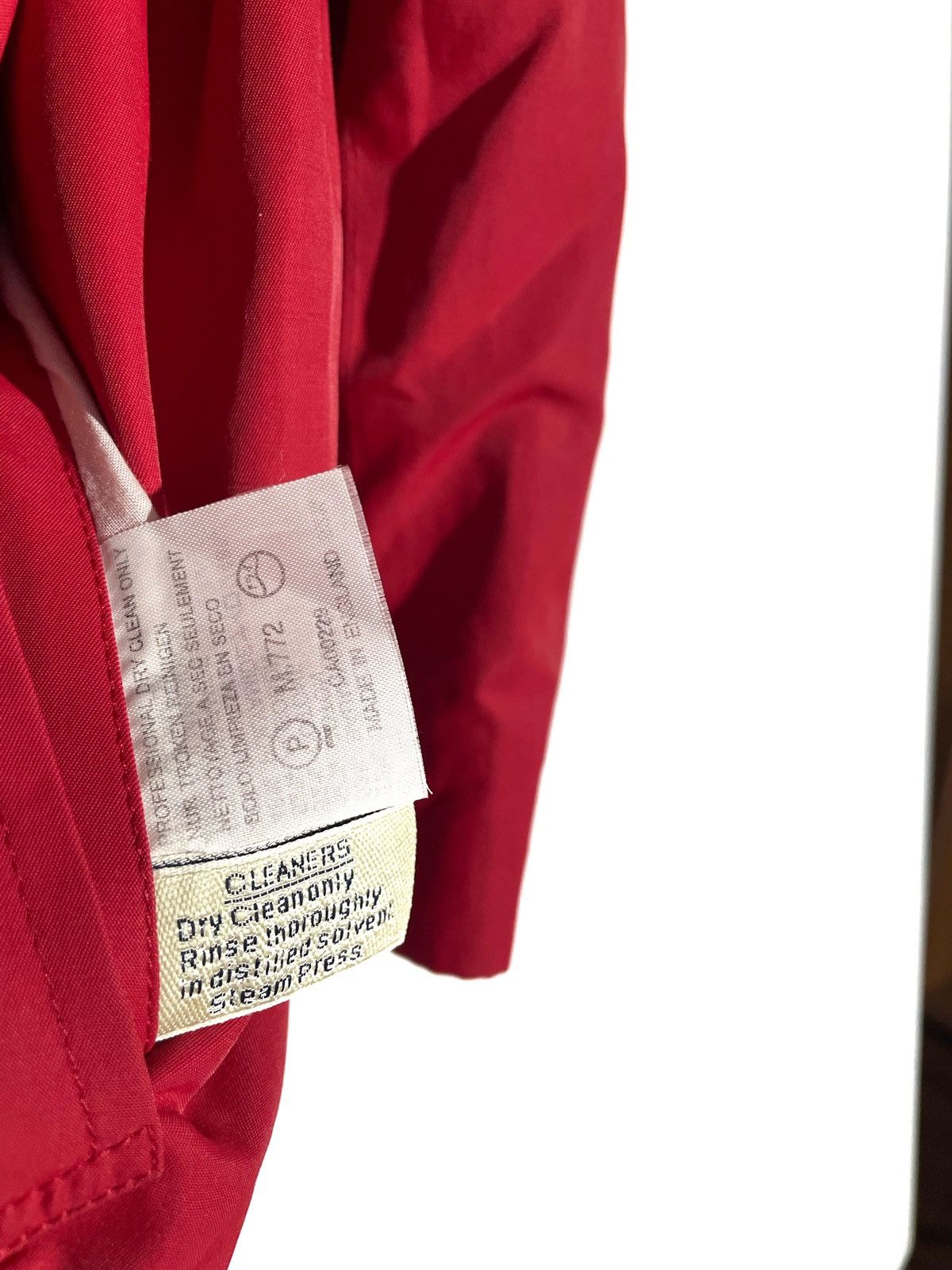 Aquascutum Aquascutum England Metalic Red Women Trench Size US6(~M-L) Size L / US 10 / IT 46 - 10 Thumbnail