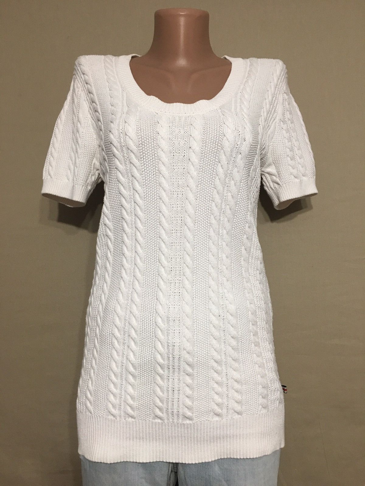 Burberry BURBERRY London Ivory Knit Cotton Shortsleeved Jumper Sz M Size M / US 6-8 / IT 42-44 - 1 Thumbnail