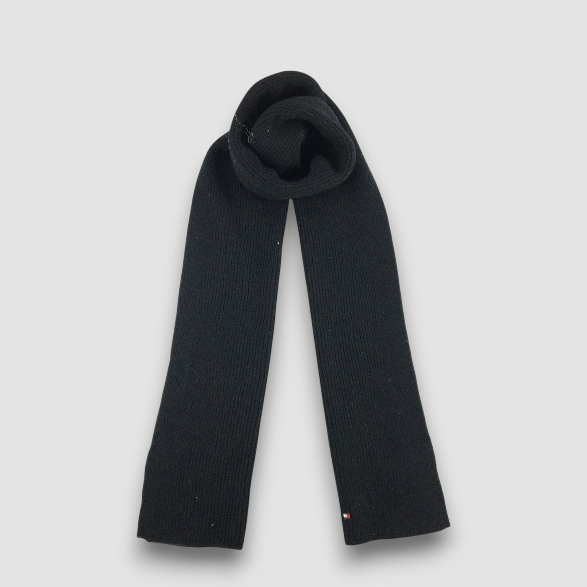 Tommy Hilfiger Vintage Tommy Hilfiger Scarf Muffler Wool Knit Scarves Size ONE SIZE - 4 Thumbnail