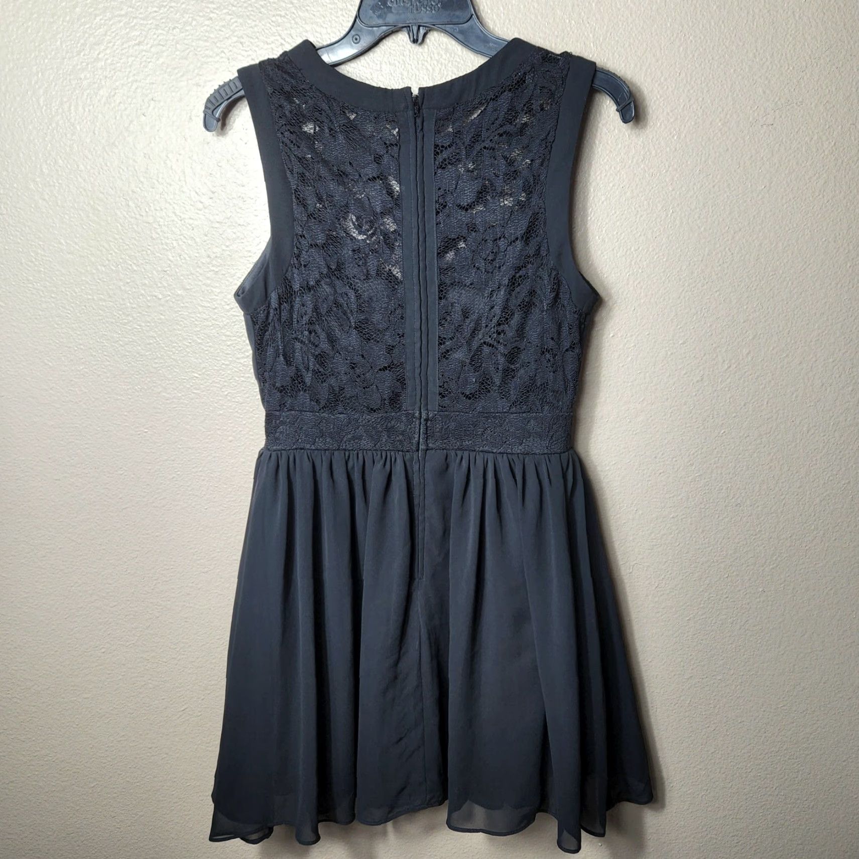 Vintage VINTAGE Deb Sleeveless Lace Mini Dress-Size 9/10 Size M / US 6-8 / IT 42-44 - 4 Thumbnail