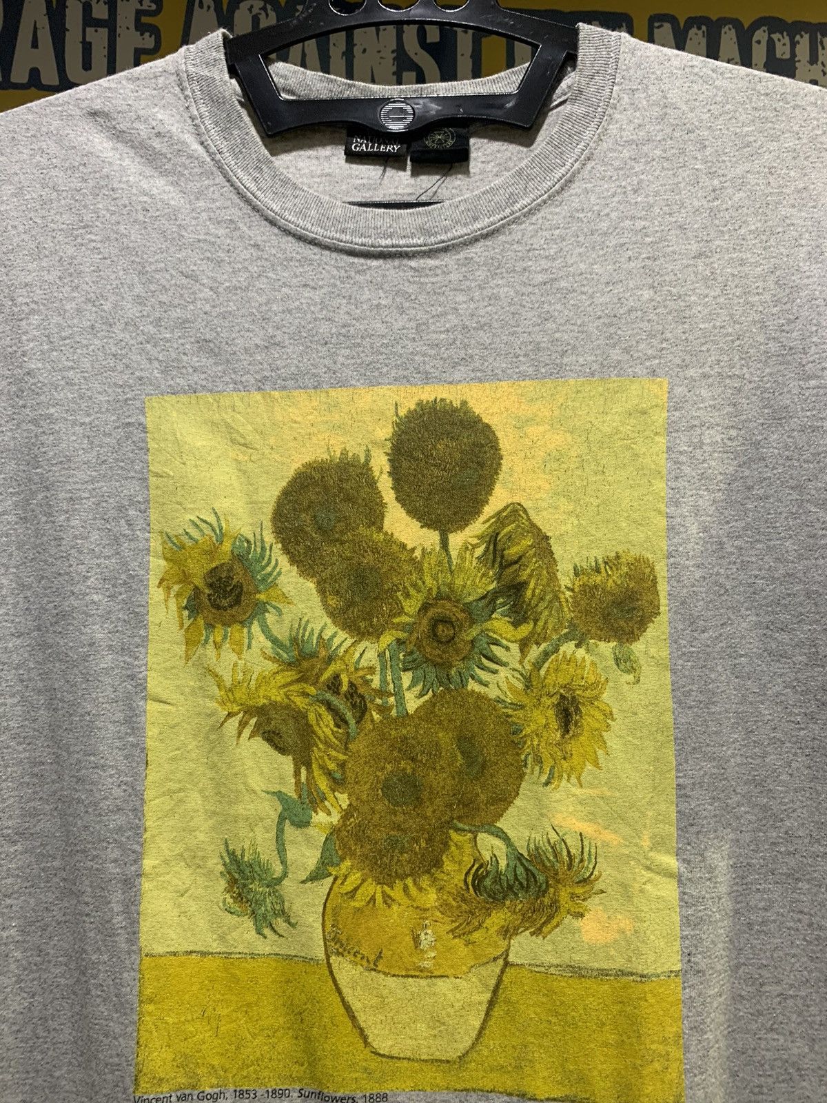 Vintage Vintage VINCENT VAN GOGH “1853-1890, SUNFLOWER, 1888” Size US M / EU 48-50 / 2 - 1 Thumbnail