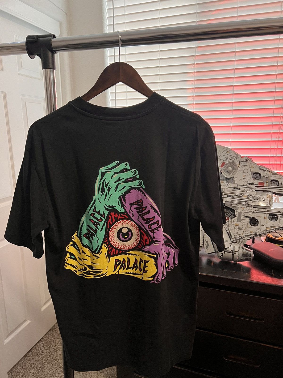 Palace × Vintage Palace Arms Tee Size US M / EU 48-50 / 2 - 1 Thumbnail