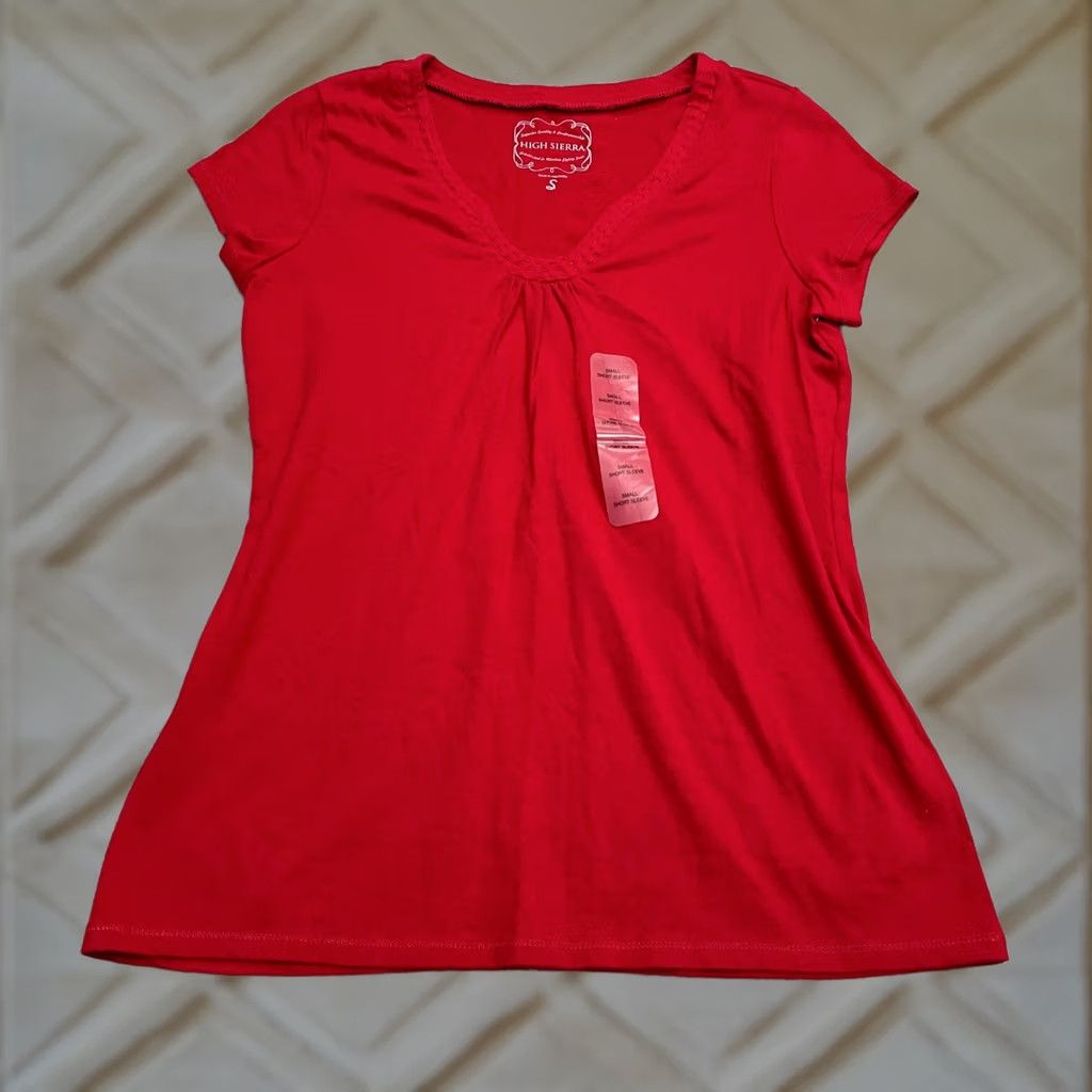 High Sierra High Sierra Red T-Shirt Women Small Short Sleeve Cotton Basic Top Size S / US 4 / IT 40 - 1 Thumbnail