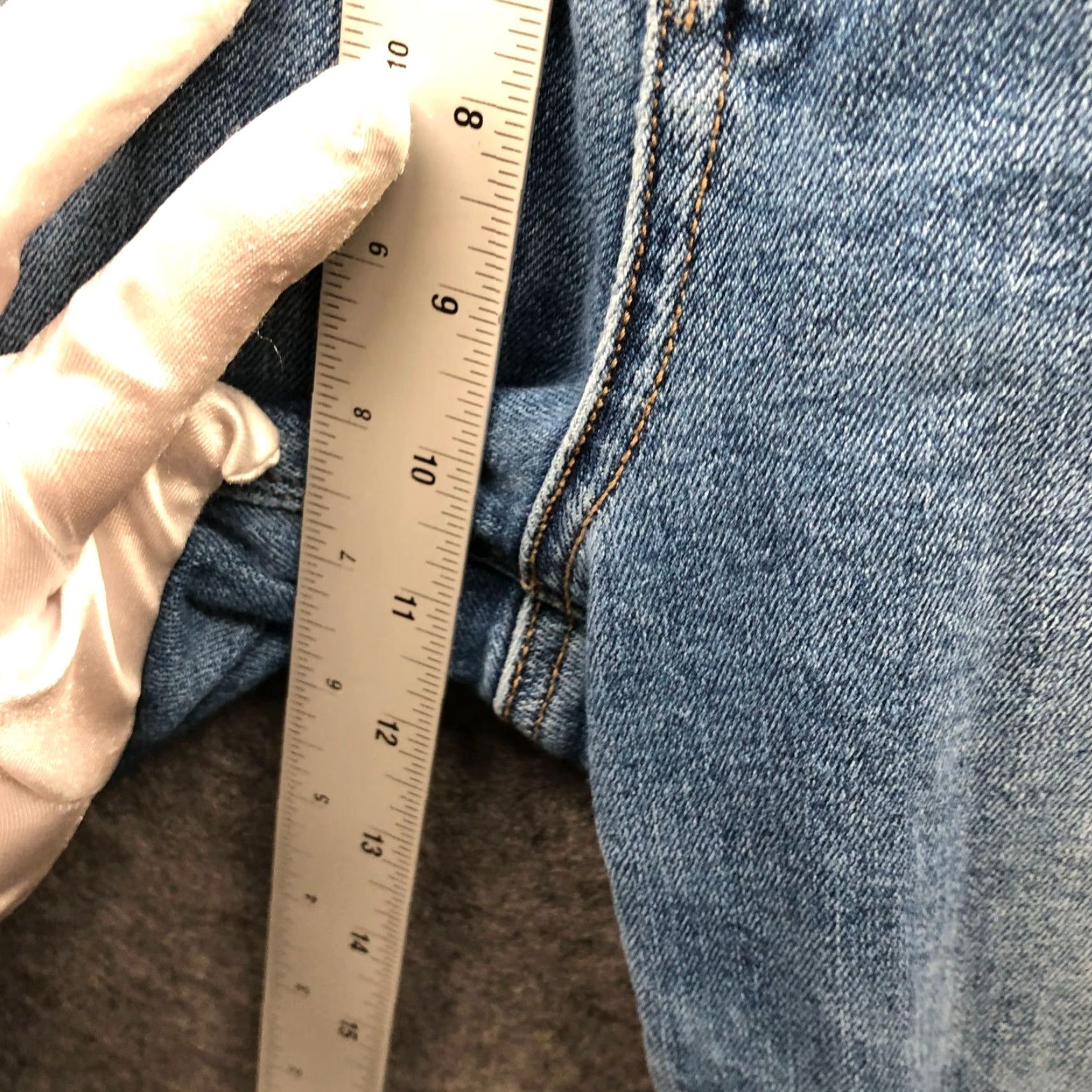 American Eagle Outfitters VINTAGE American Eagle Mom Jeans 4 Blue Medium Wash Stretch Womens 4 Jeans 5-Pocket Denim Rise High Regular Size 27" / US 4 / IT 40 - 7 Thumbnail