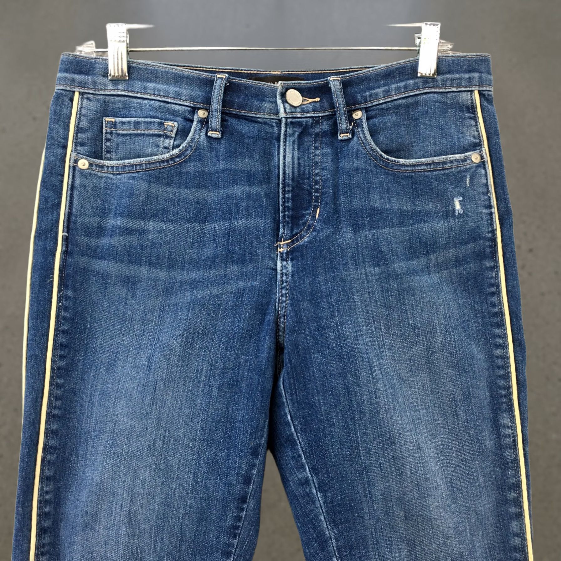 Banana Republic Banana Republic Jeans Womens 28 Blue Medium Wash Denim Zip Fly Mid Rise Skinny Jeans Women Regular Fit 5-Pocket Denim Blue Size 28" / US 6 / IT 42 - 1 Thumbnail