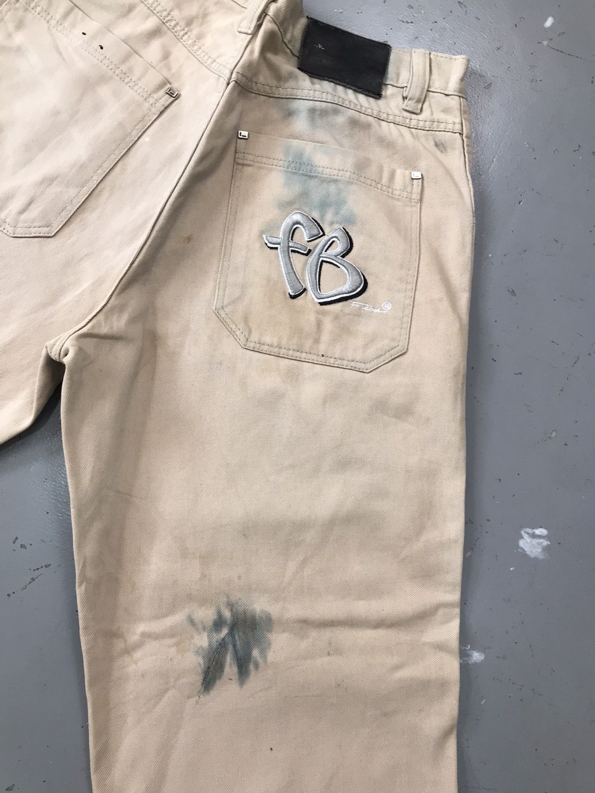 Fubu × Vintage Vintage Fubu the collection logo embroidered denim pant Size US 38 / EU 54 - 10 Thumbnail