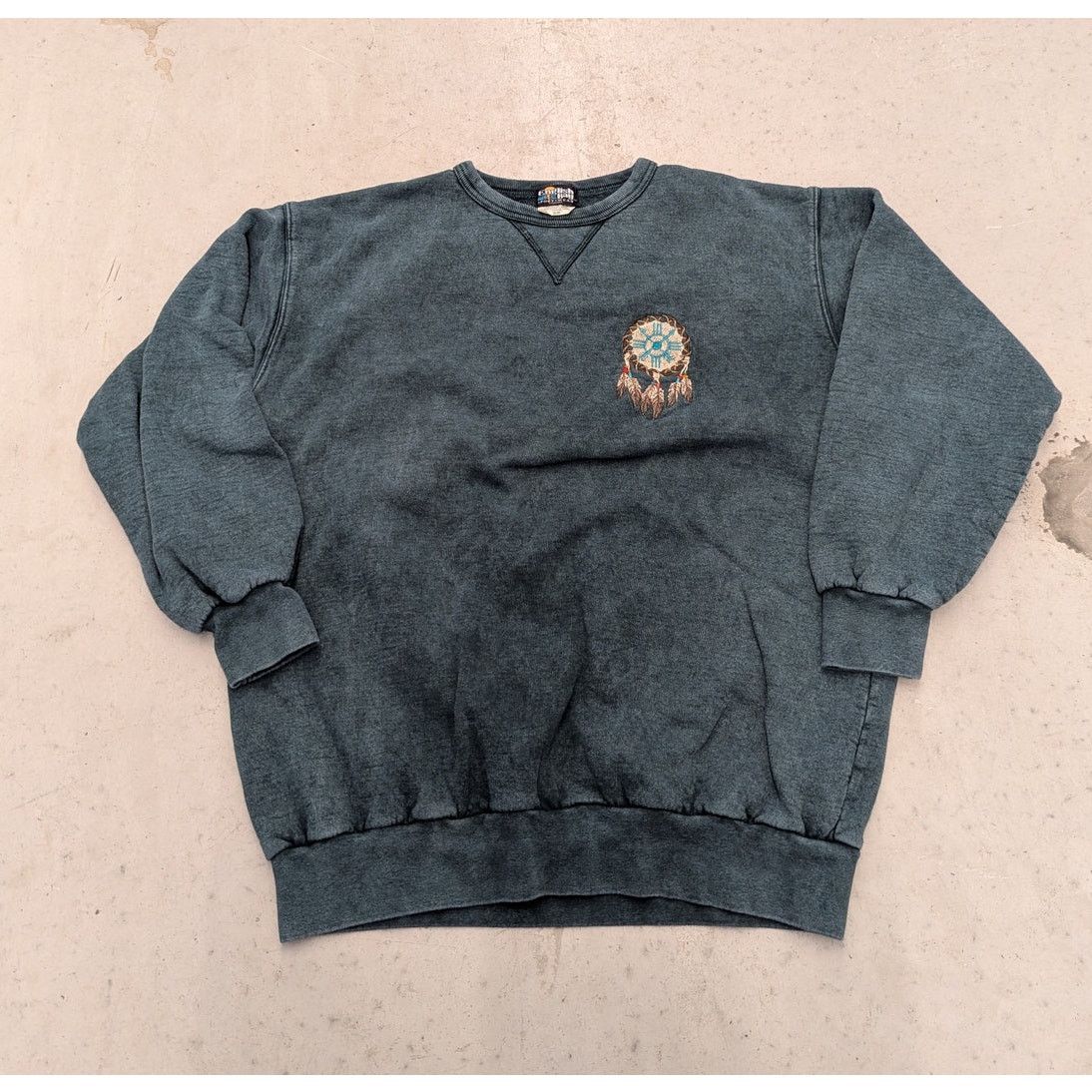 Vintage Vintage First Nations Dream Catcher made in Canada sweater Size US S / EU 44-46 / 1 - 1 Thumbnail