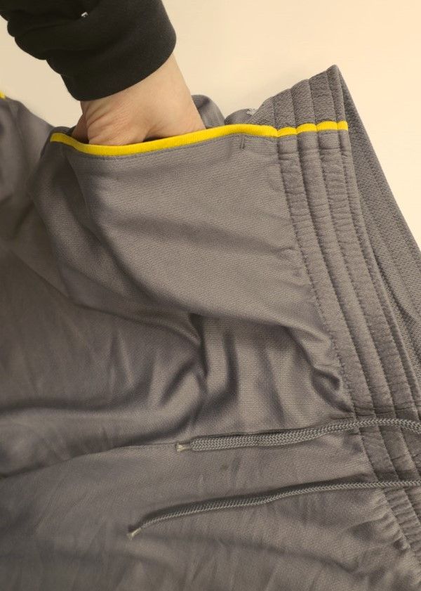 Nike × Vintage Vintage Nike Mini Swoosh University of Michigan Shorts AS IS Size US 36 / EU 52 - 8 Thumbnail