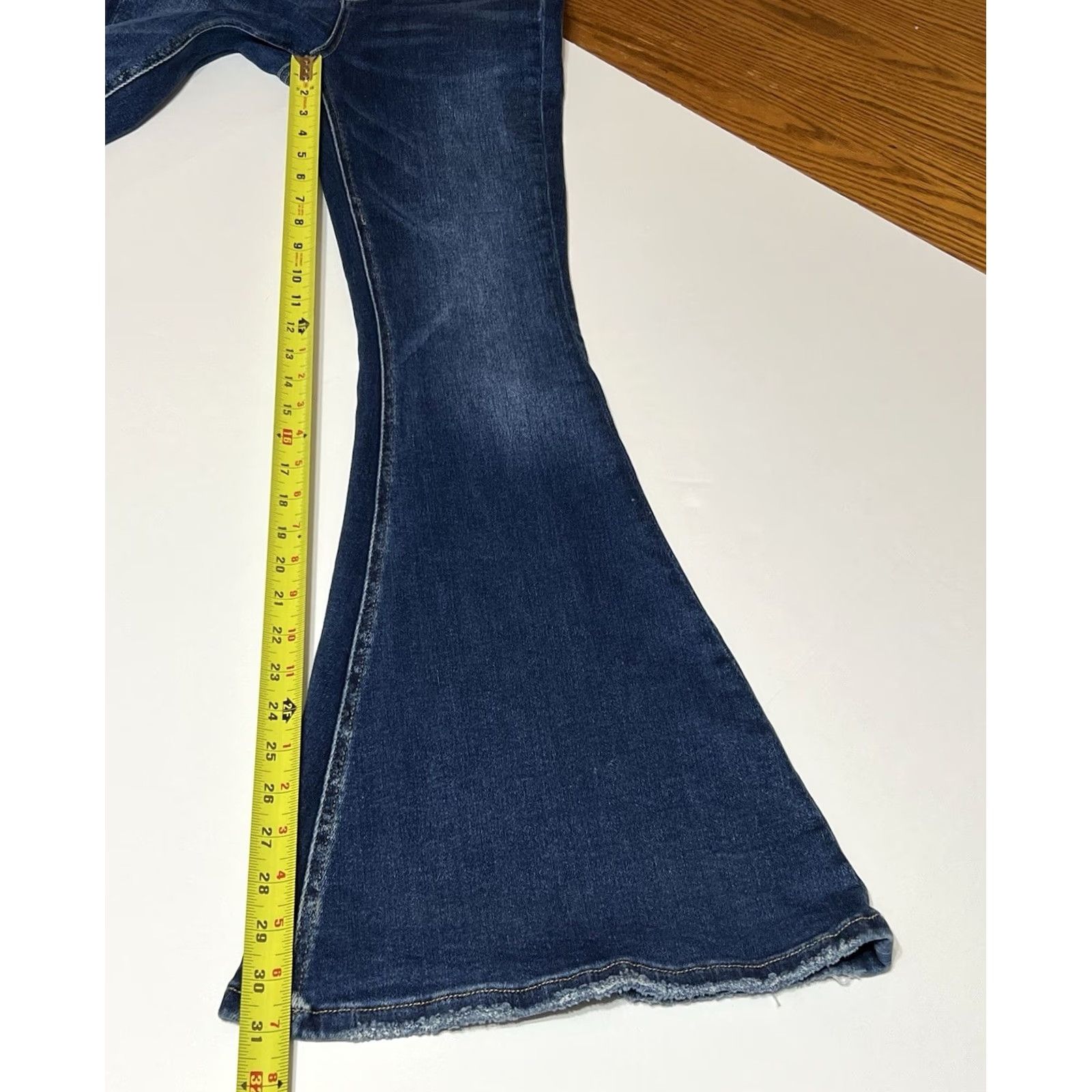 Vintage Buckle Bridge Ultra High-Rise Extreme Flare Denim Jeans Women's 24x31 Blue, 5-Pocket, Button Zip, Regular, Cotton Blend, GA Size 42" / US 20 - 5 Thumbnail