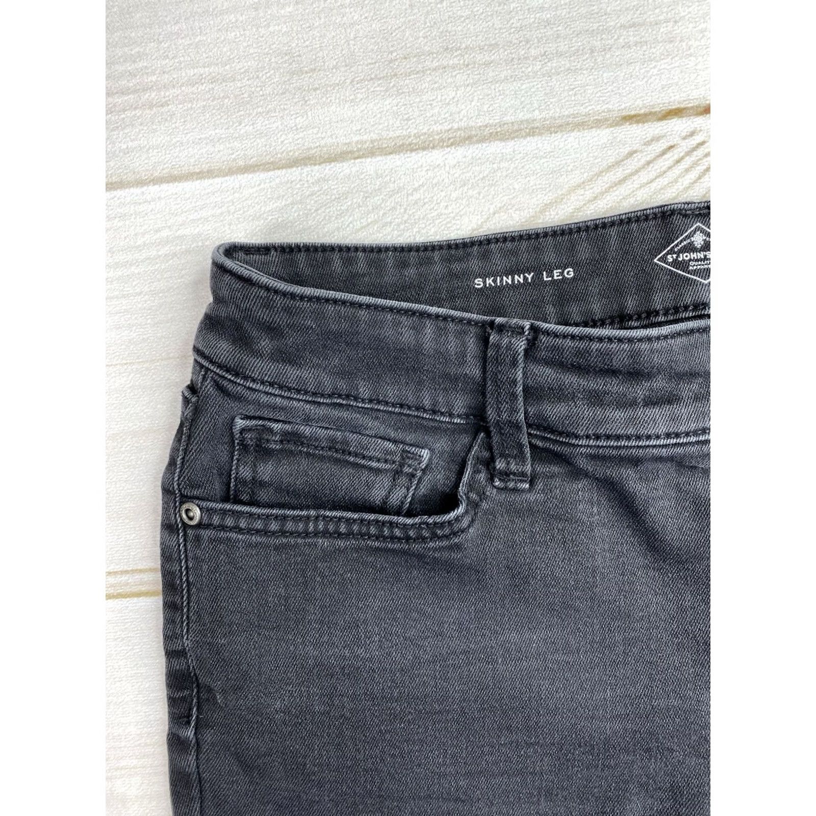 Vintage St. John's Bay Jeans Skinny Womens 12 Tall Black Mid Rise Stretch Denim 5-Pocket Logo 90s Y2K Vintage: No Size 34" / US 12 / IT 48 - 2 Thumbnail
