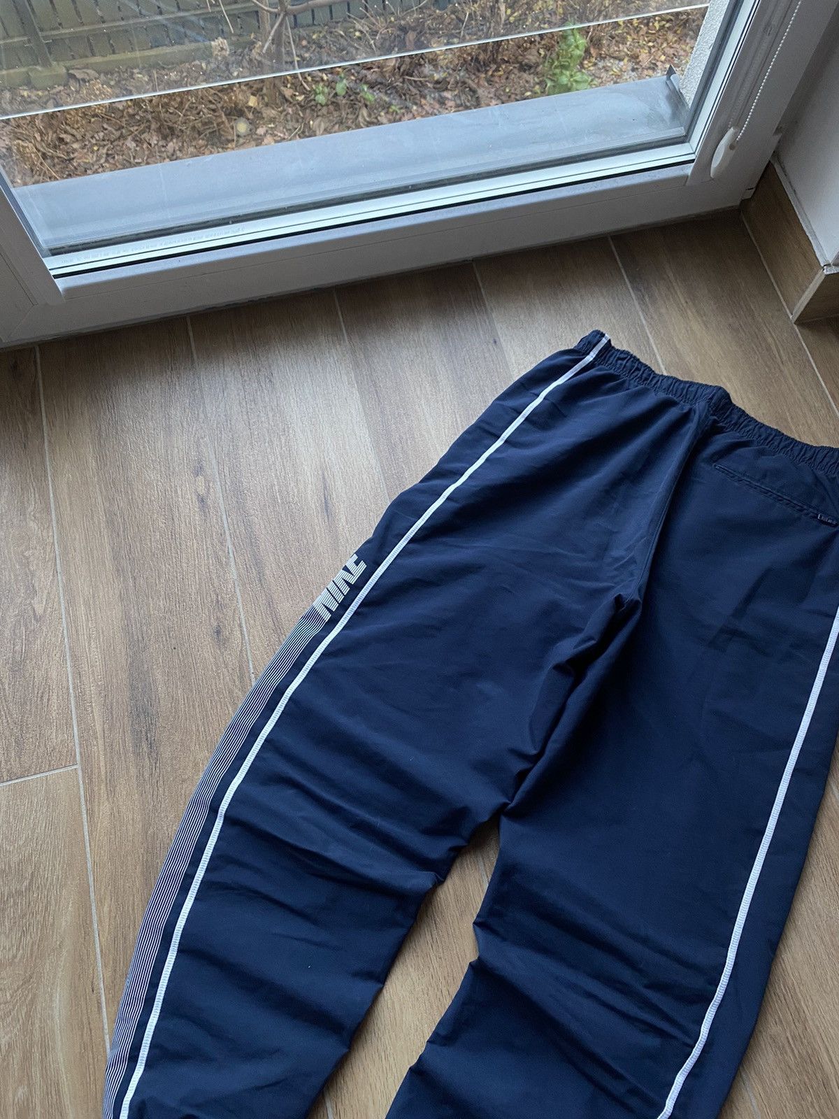Nike Nike Vintage Nylon Pants Baggy Wide Japanese Y2K Big Logo Size US 34 / EU 50 - 7 Thumbnail