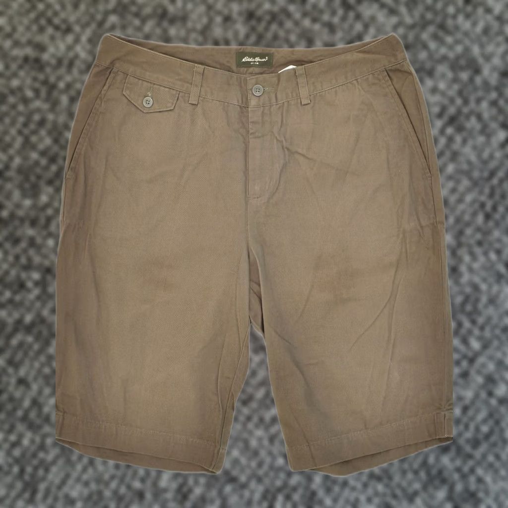 Eddie Bauer Eddie Bauer Womens Chino Shorts US 12 XL W34 Brown Cotton Size 40" / US 18 - 1 Thumbnail