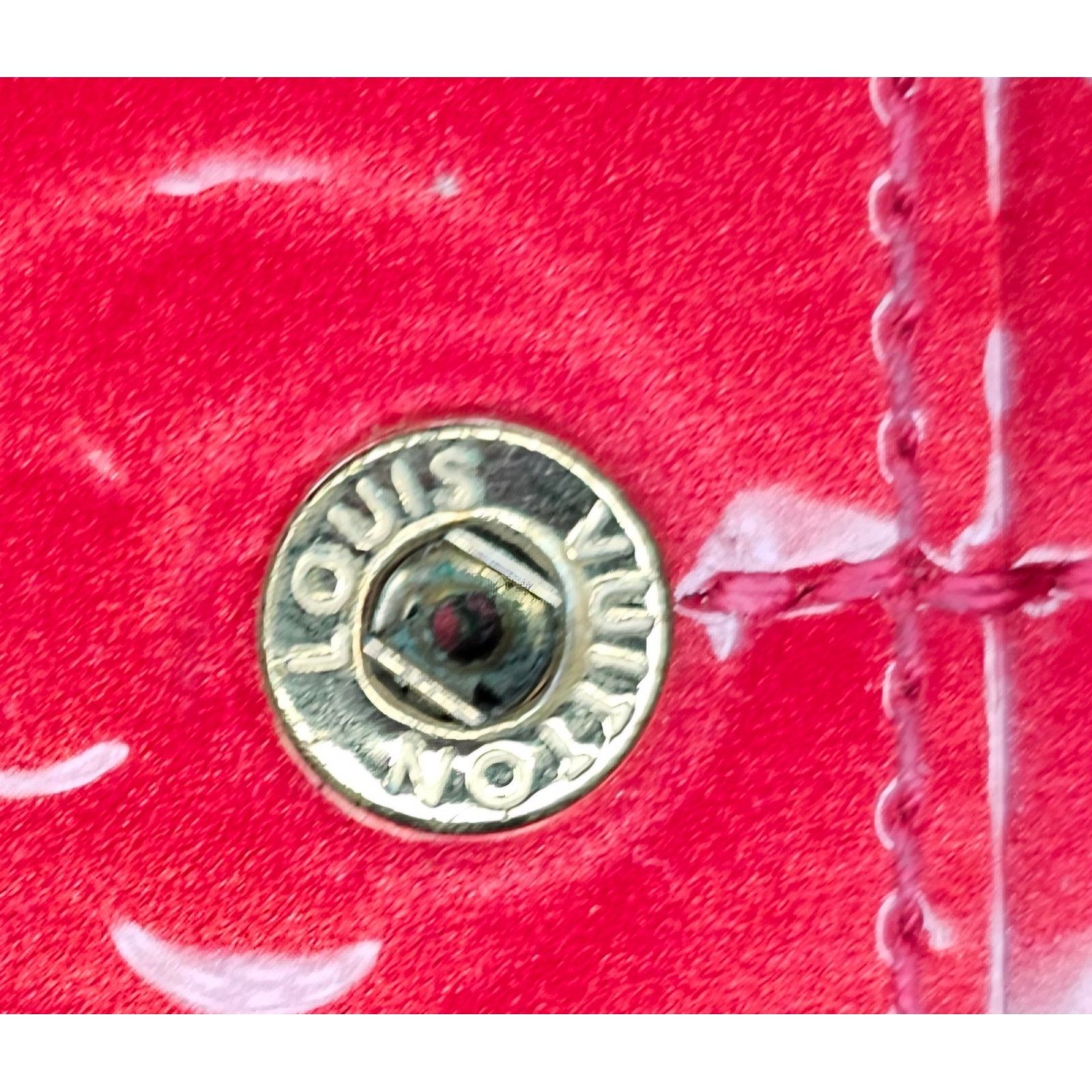 Louis Vuitton Louis Vuitton Vernis Red Portefeuille Sarah Wallet Size ONE SIZE - 12 Thumbnail