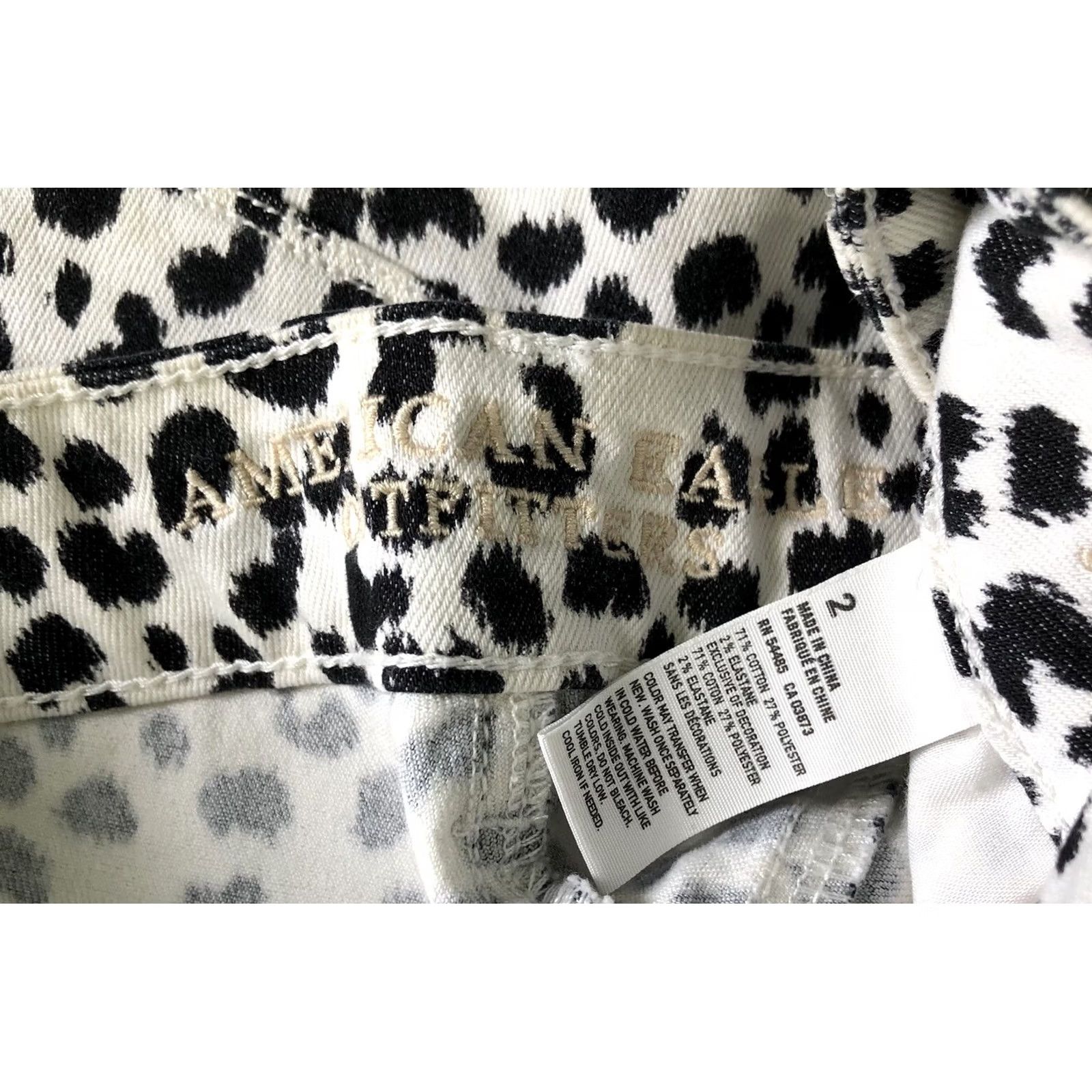American Eagle Outfitters VINTAGE American Eagle Shorts 2 Blk Wht Cow Leopard Print 28"W Mid Rise Frayed 90s Y2K Glam Womens Size 26" / US 2 / IT 38 - 3 Thumbnail