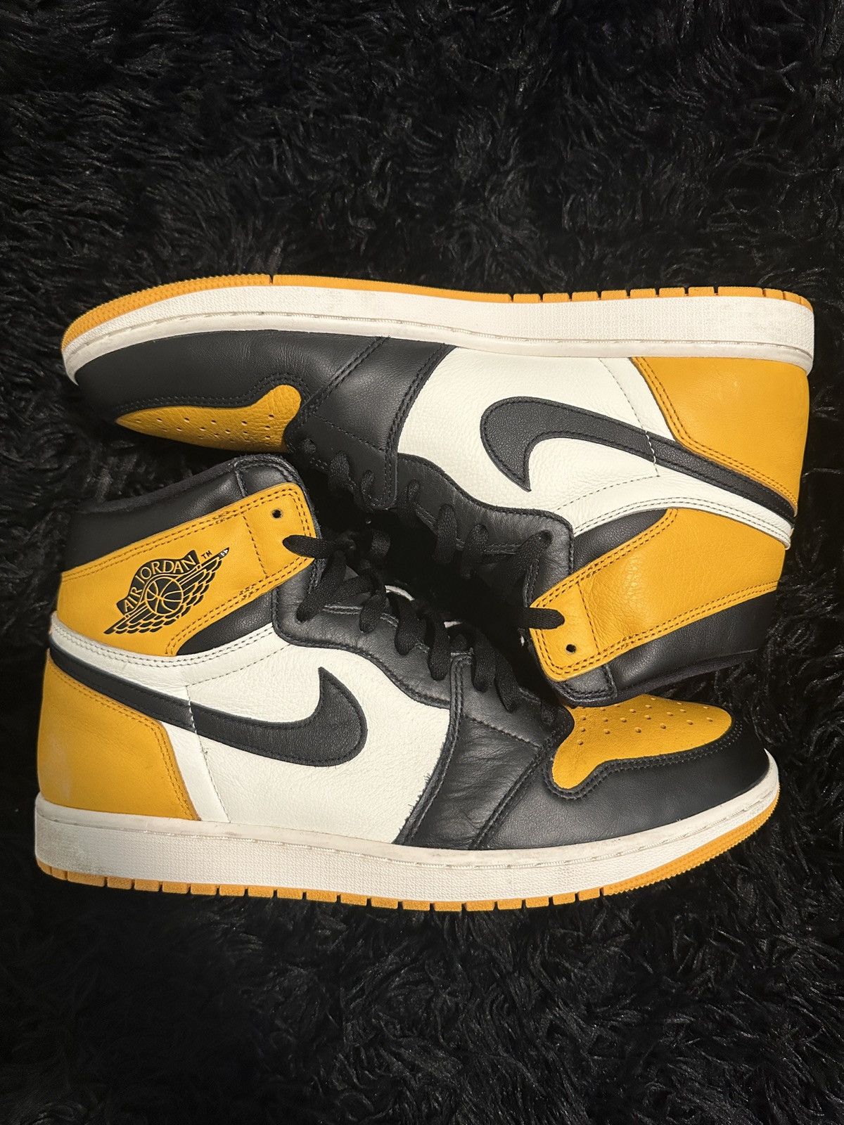 Jordan Brand Nike Air Jordan 1 High Men’s - Taxi Size US 14 / EU 47 - 1 Thumbnail