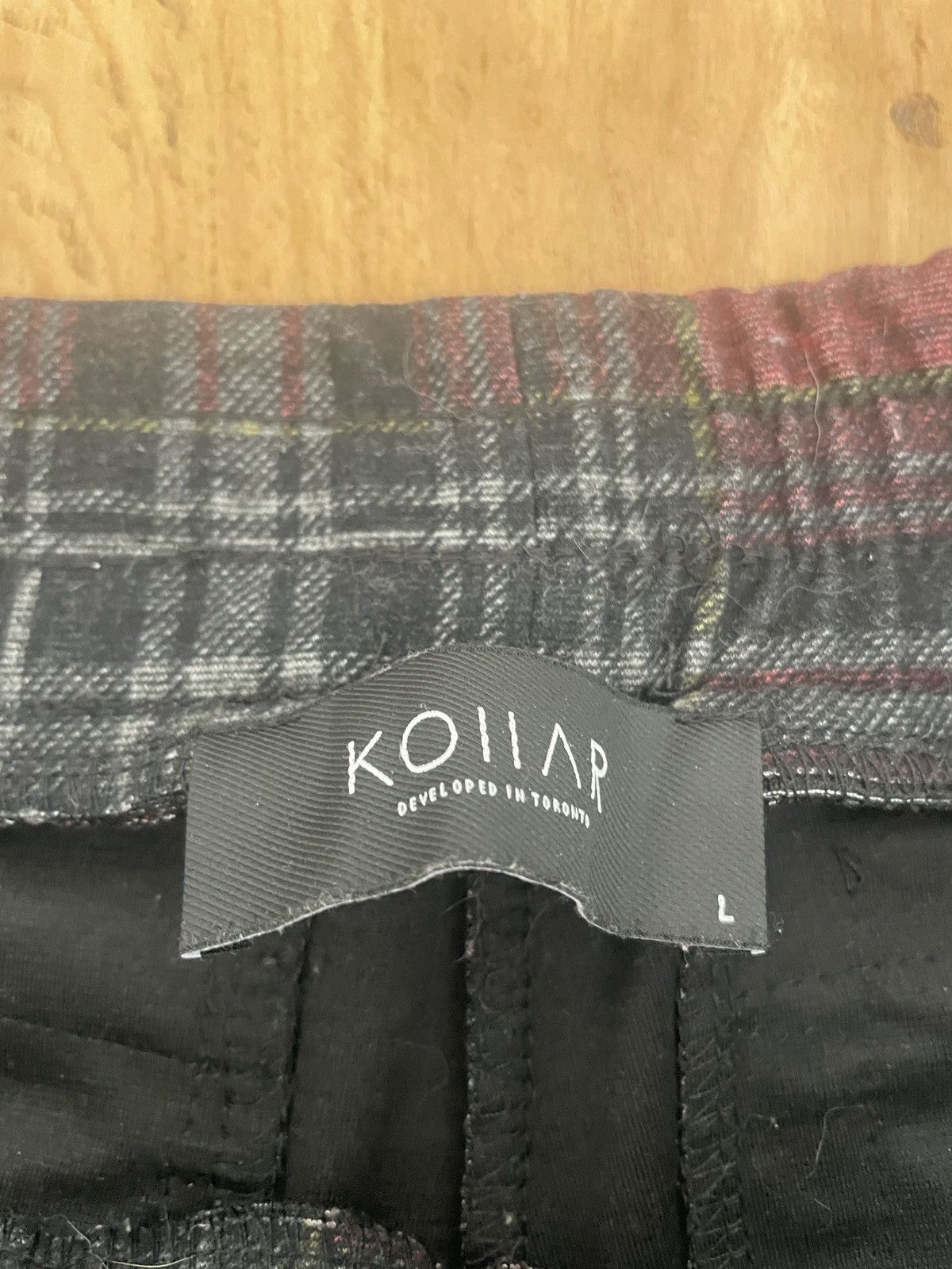 Kollar Clothing Black and Red patterned pants Size US 32 / EU 48 - 4 Thumbnail