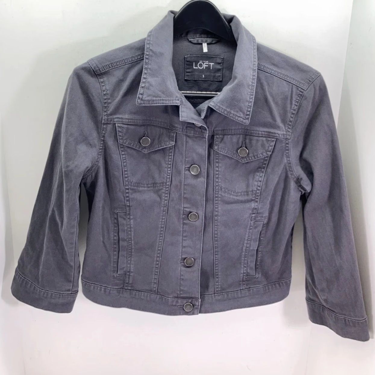 Loft Loft ANN Taylor Denim Jacket Womens Small Gray Button Front Long Sleeve Outdoor Shirt Size S / US 4 / IT 40 - 2 Thumbnail