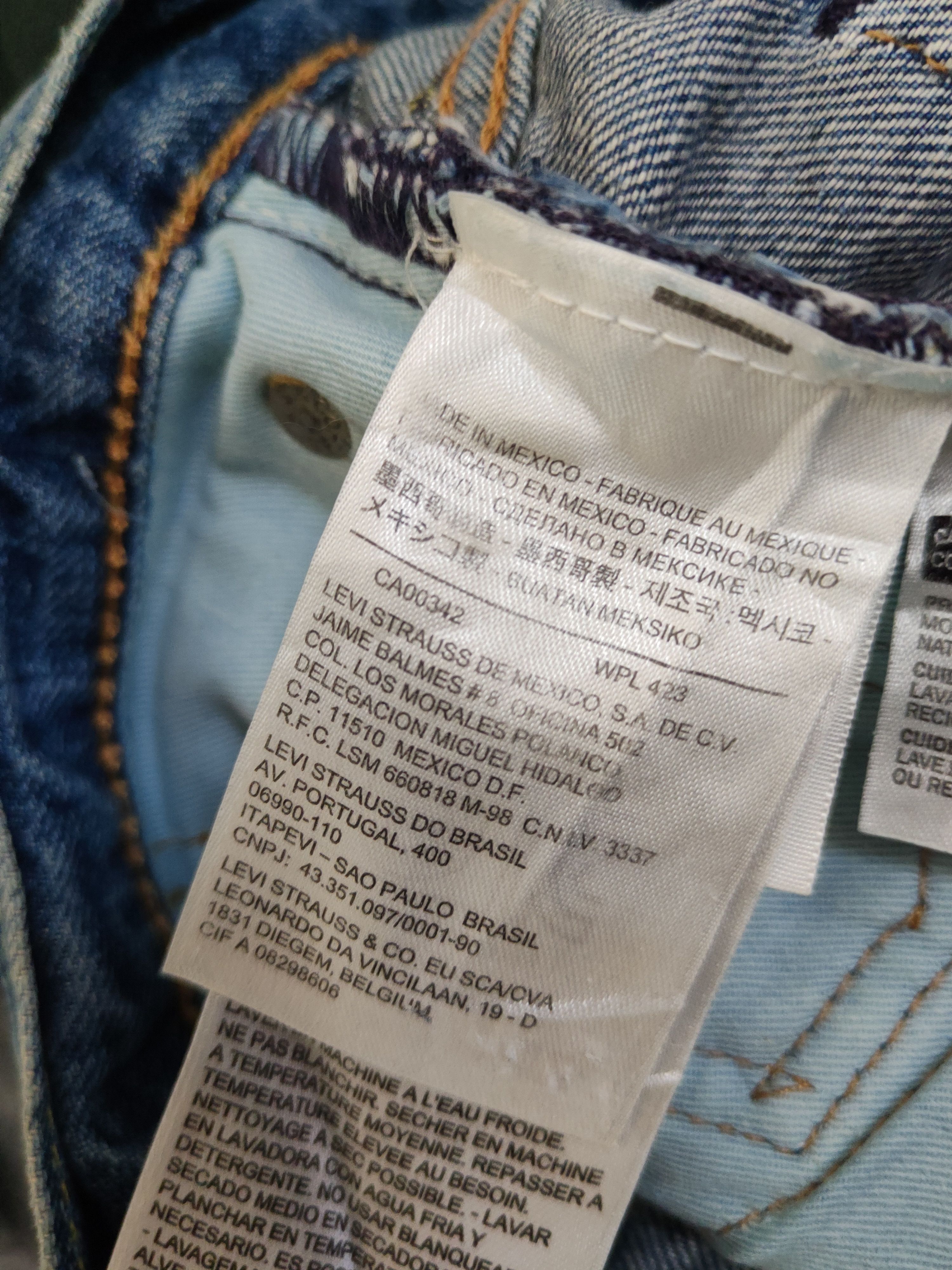 Levi's Levi's Blue Distressed Ripped Jeans #W1691 Size US 30 / EU 46 - 20 Thumbnail