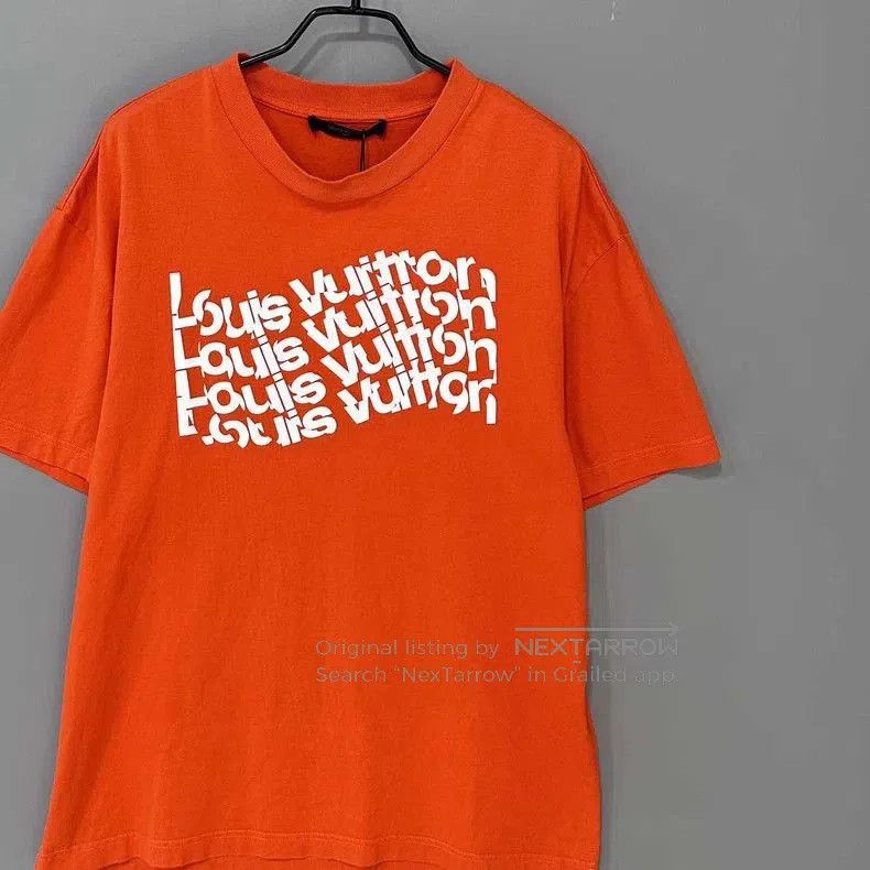 Louis Vuitton Louis Vuitton Orange Distorted Logo Tee. Size US M / EU 48-50 / 2 - 2 Thumbnail