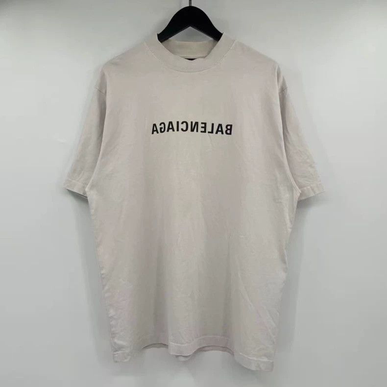 Balenciaga Balenciaga Reversed letter short-sleeved Size US S / EU 44-46 / 1 - 1 Thumbnail