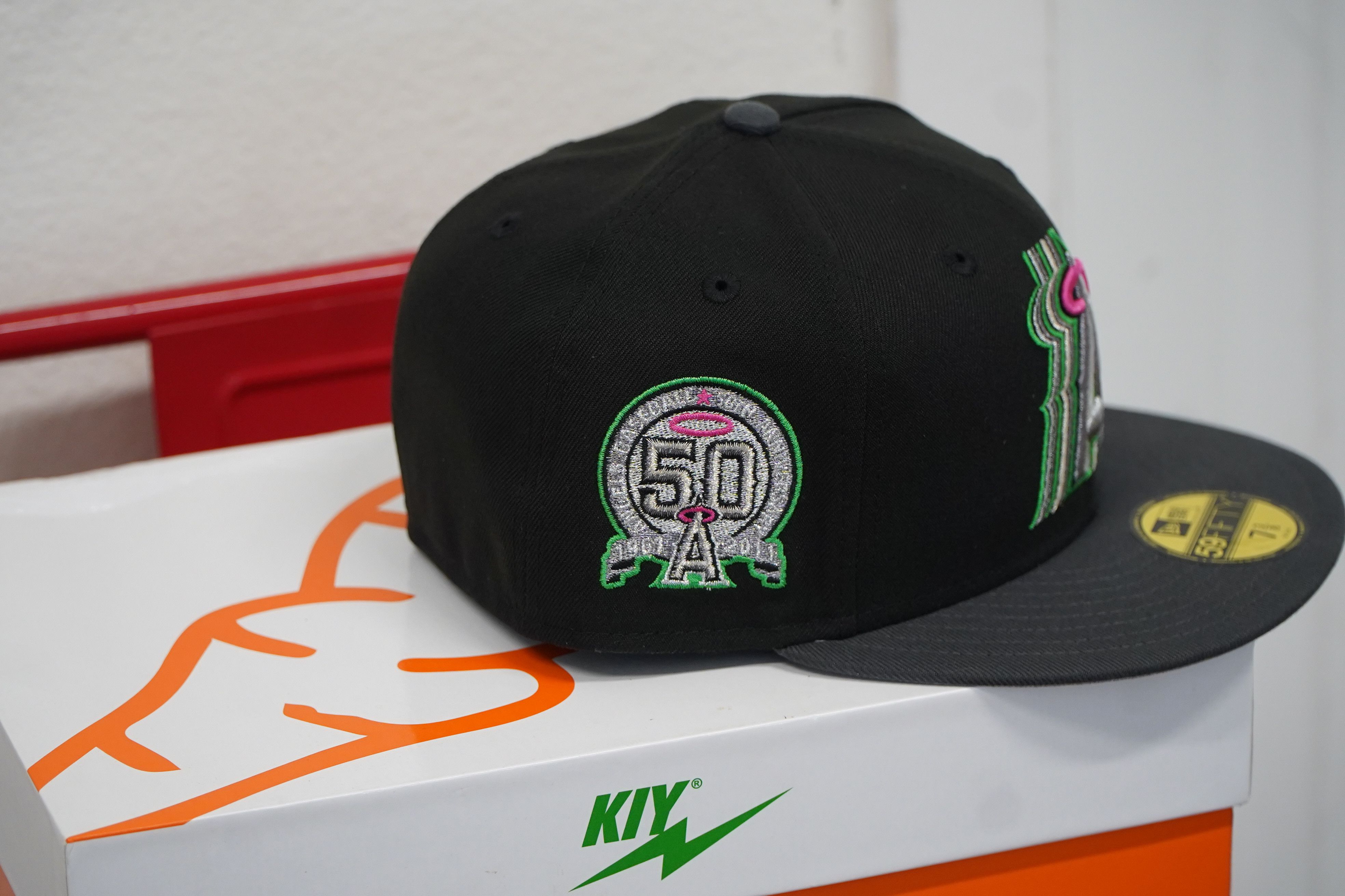 Capsule × MLB × New Era Anaheim Angels Capsule Hats Trippy Angels 3.0 - 7 3/8 Size ONE SIZE - 2 Thumbnail
