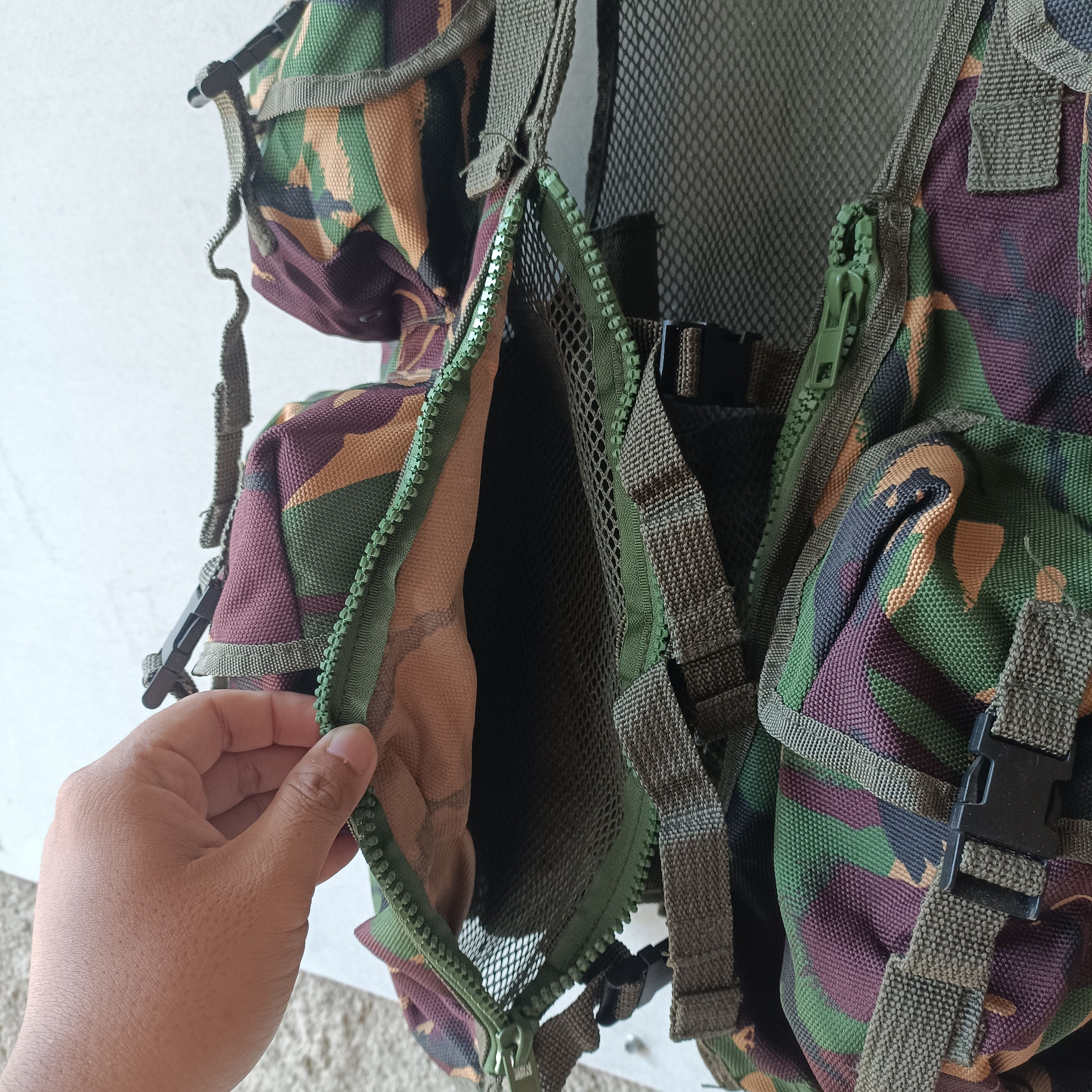 Voodoo Tactical British Army DPM Assault Tactical Vest General Purpose OPS Size US L / EU 52-54 / 3 - 8 Thumbnail