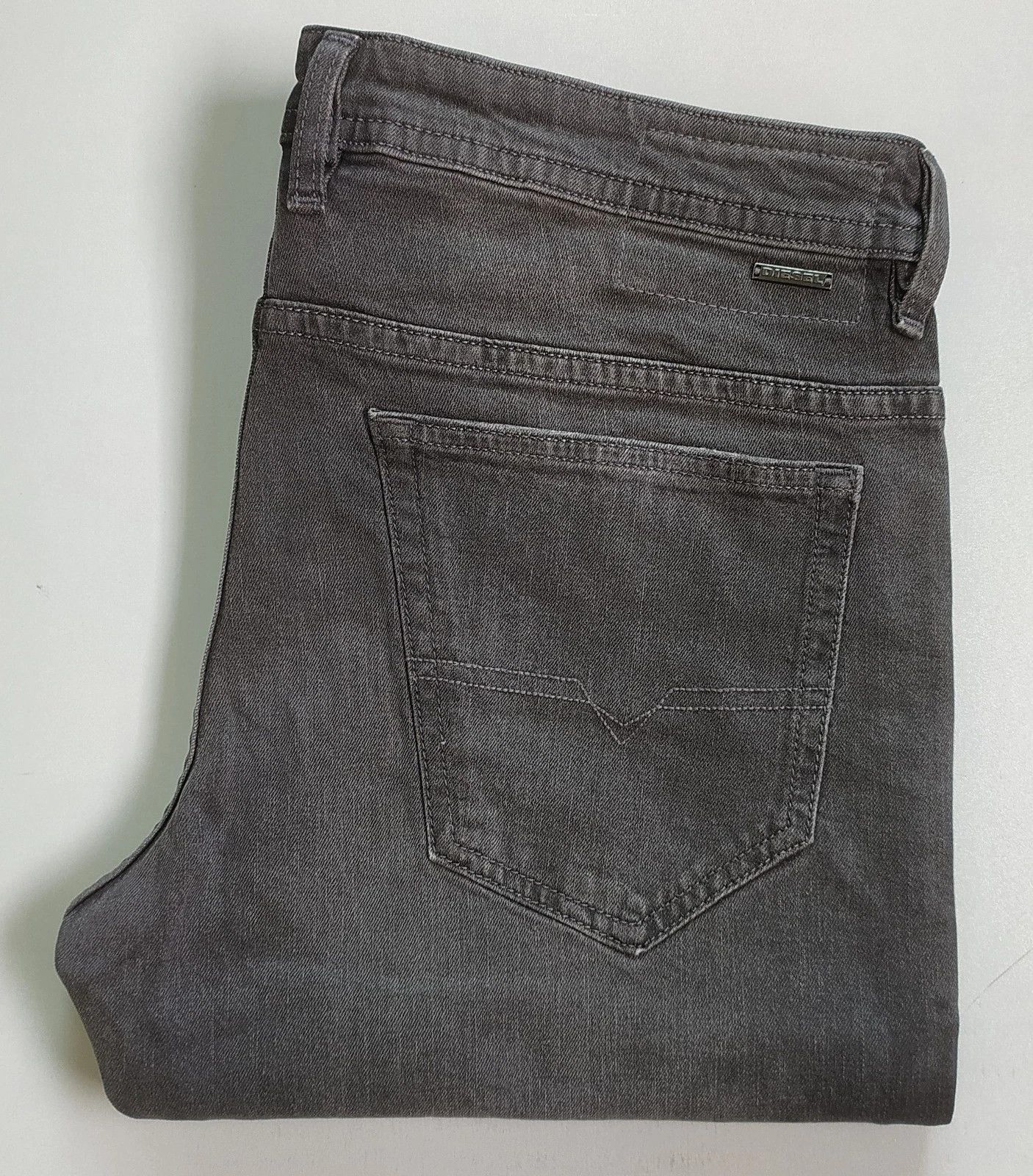 Diesel Diesel THOMMER-C L.32 MENS JEANS T/9795 Size US 34 / EU 50 - 1 Thumbnail