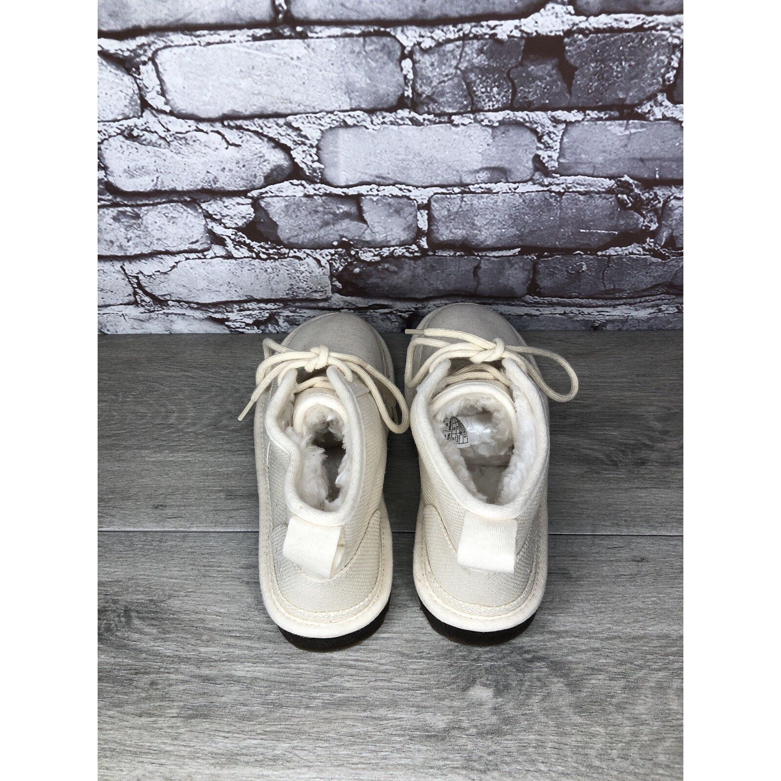 Ugg UGG Neumel Natural White Ankle Lace Up Chukka Boots Men’s Sz Size US 7 / EU 40 - 6 Thumbnail