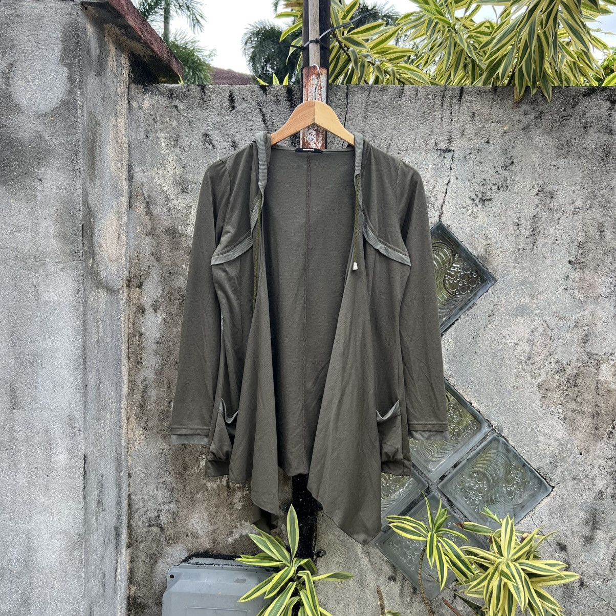 “TORNADO MART” HOODED BATWING DRAPE CARDIGAN ASYMMETRICAL