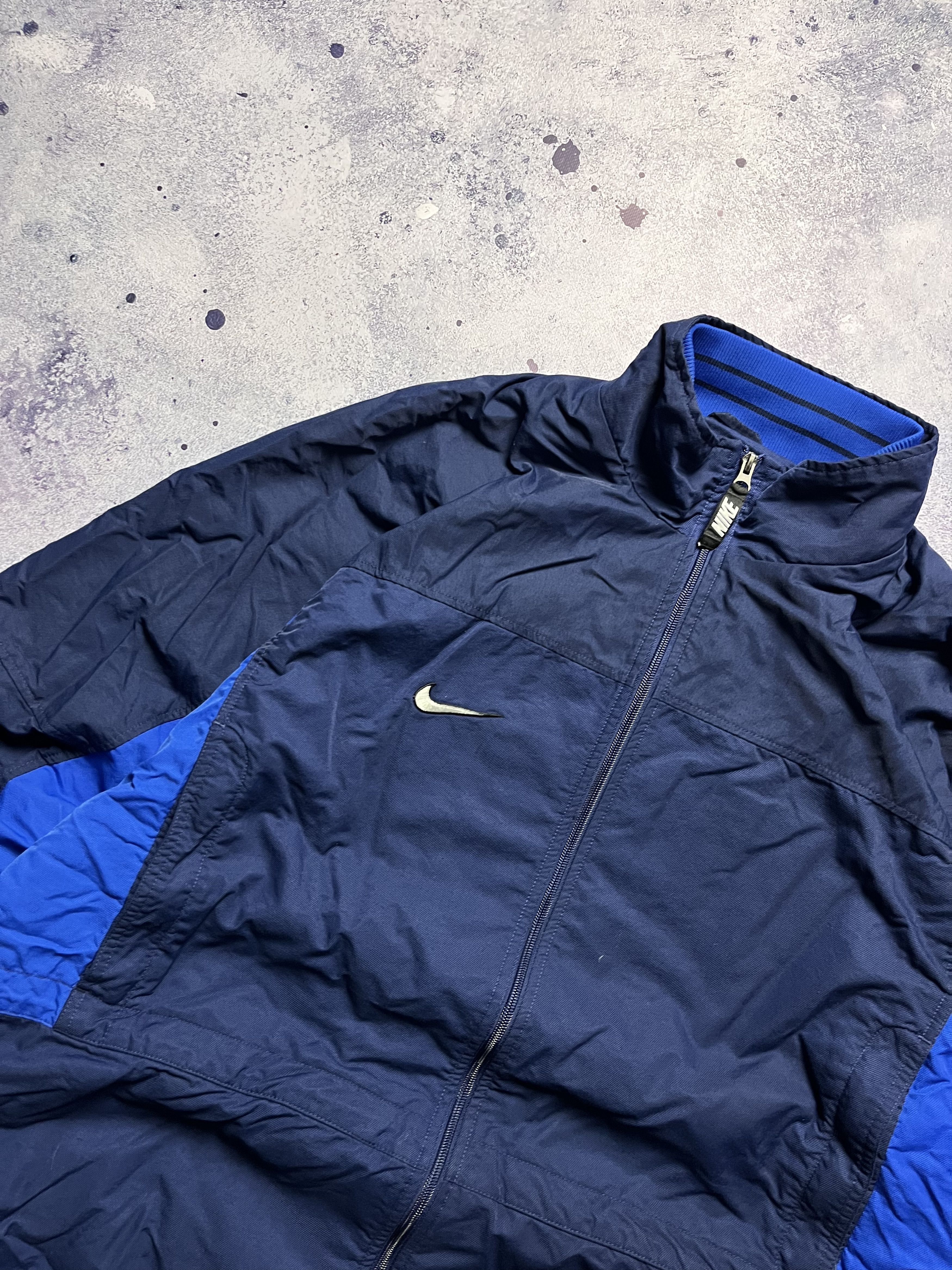 Nike Nike 90's Vintage Big Logo Oversize Windbreaker Light Jacket Size US XL / EU 56 / 4 - 4 Thumbnail