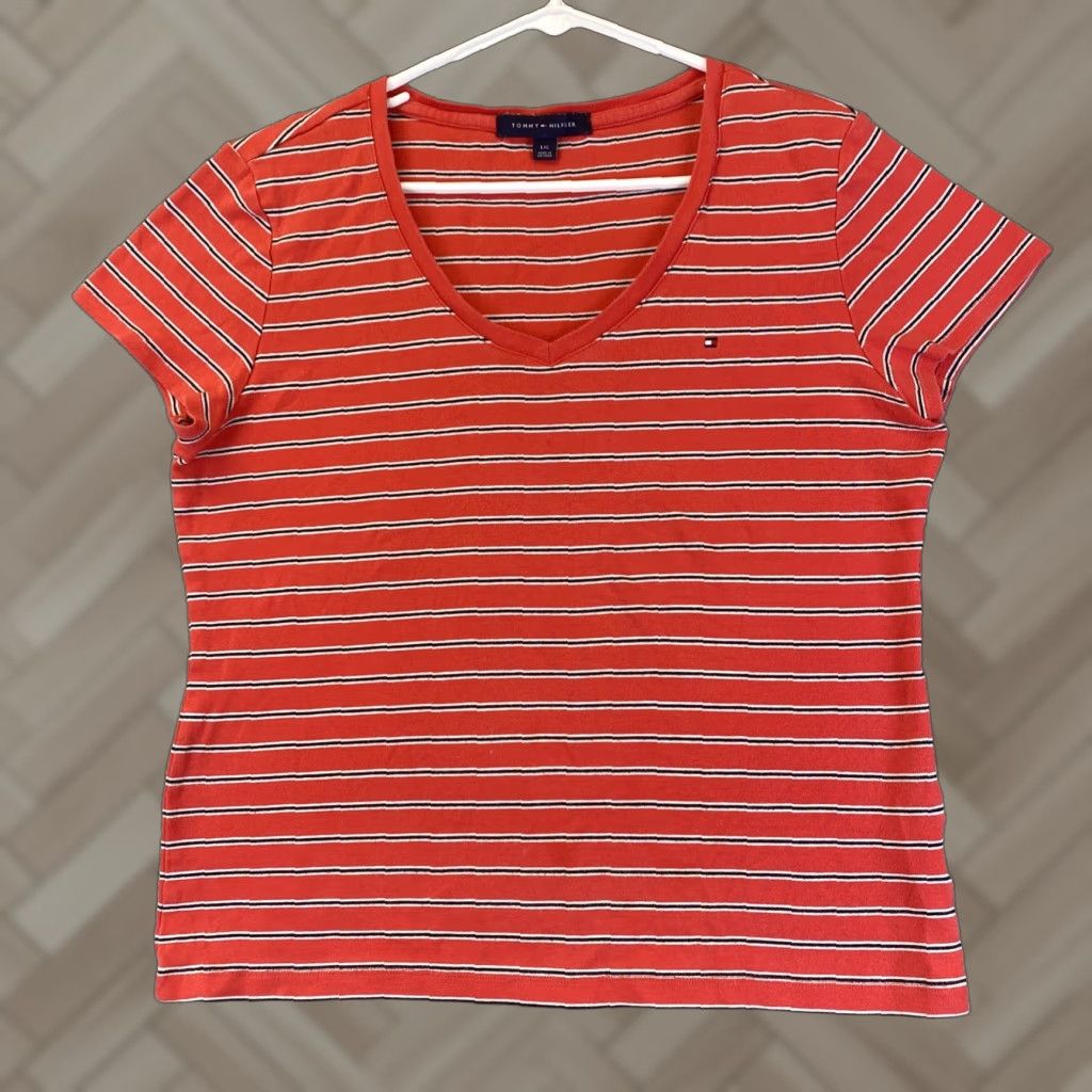 Tommy Hilfiger Tommy Hilfiger T-Shirt Women L Orange Short Sleeve V-Neck Cotton Logo Embroidered Casual MTM 69-15 Size L / US 10 / IT 46 - 1 Thumbnail