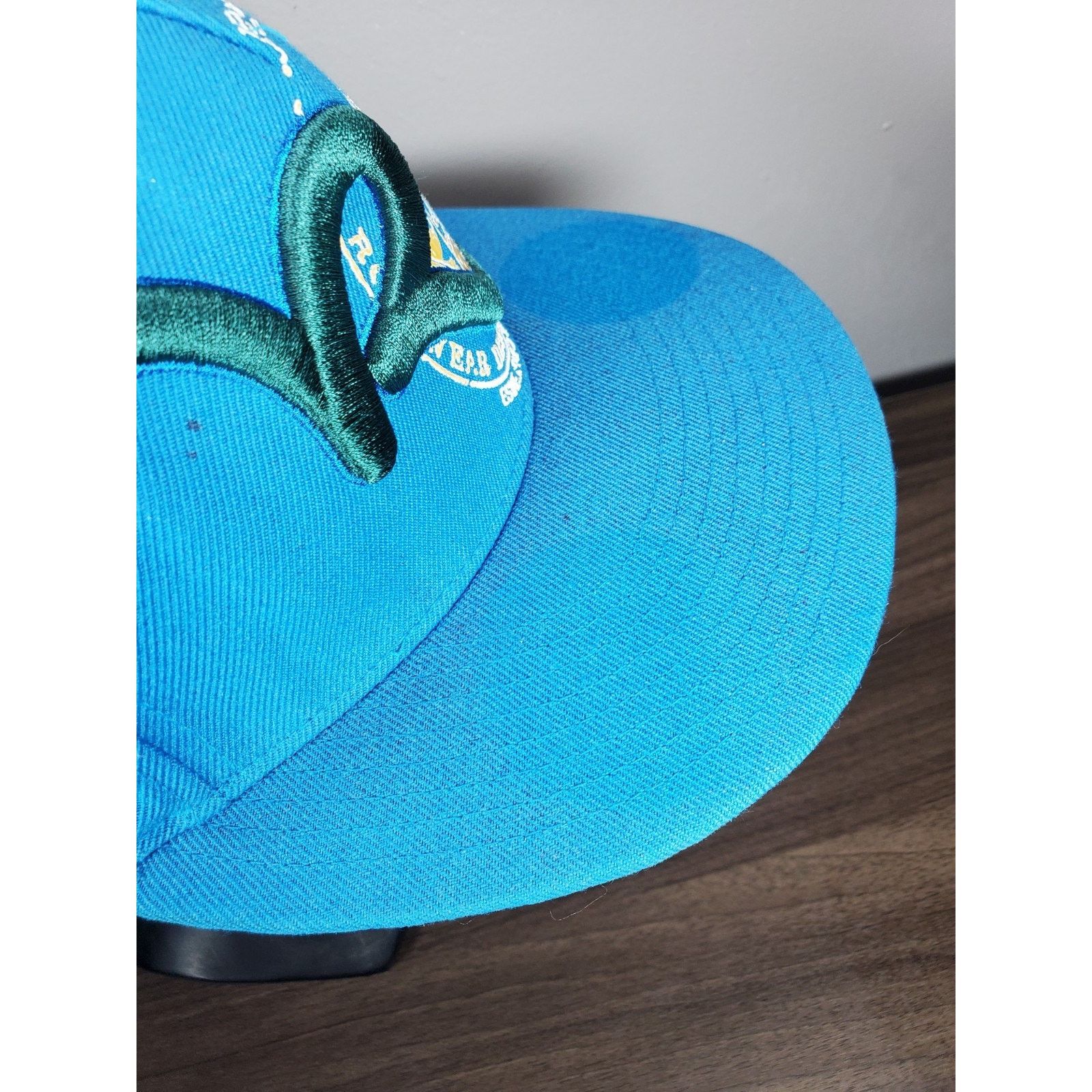 Rocawear Rocawear Teal Blue Cap Hat Sz 7 1/4 JAY Z Faded Logo *READ* Size ONE SIZE - 10 Thumbnail