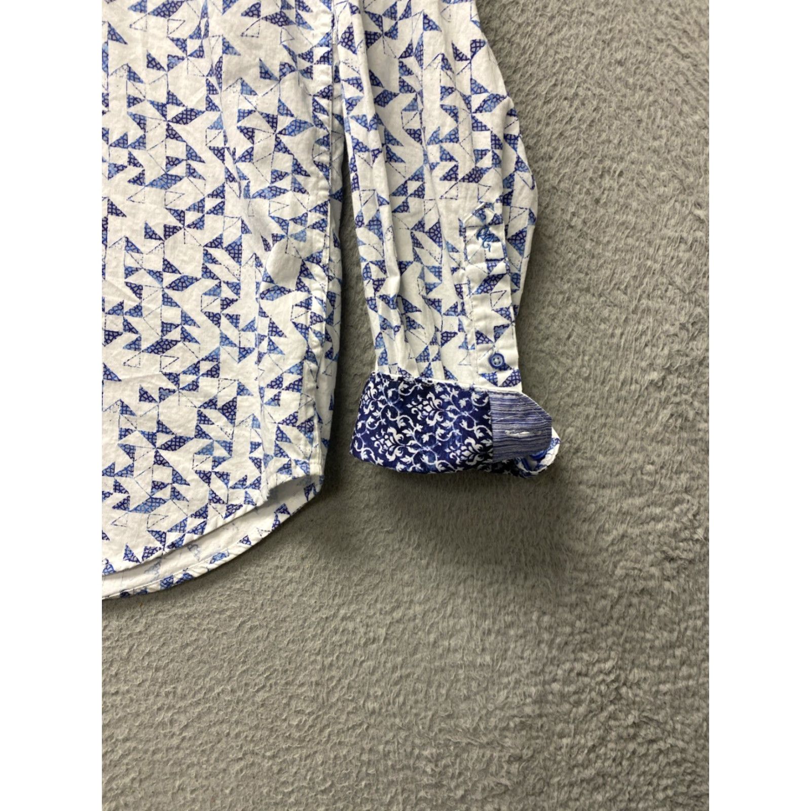 Robert Graham Robert Graham Button Shirt Men XL Long Sleeve Button-Up Triangle Print Geometric / 161-1 Size US XL / EU 56 / 4 - 5 Thumbnail