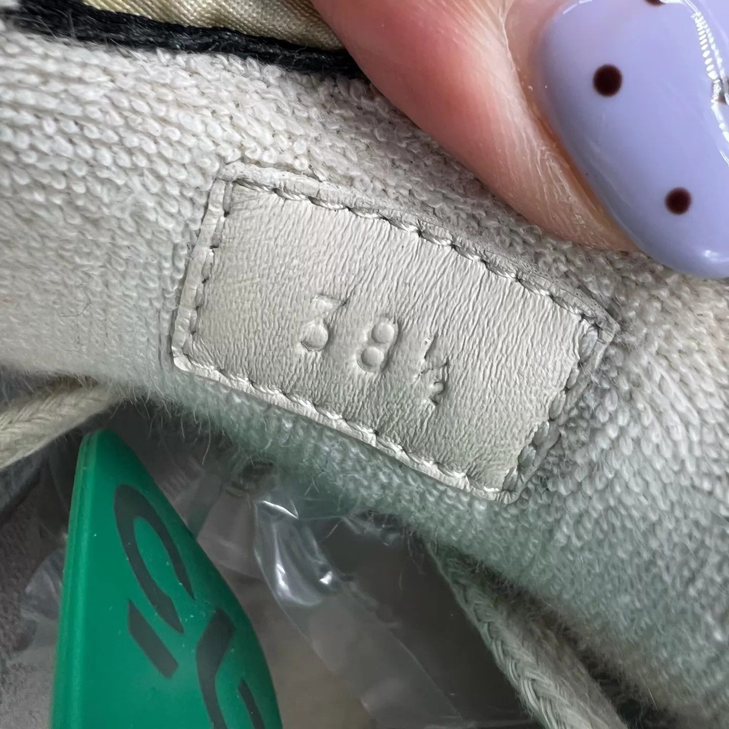 Gucci Gucci Rhyton Sneaker Gray Green 38.5 with box Size US 8 / IT 38 - 8 Thumbnail